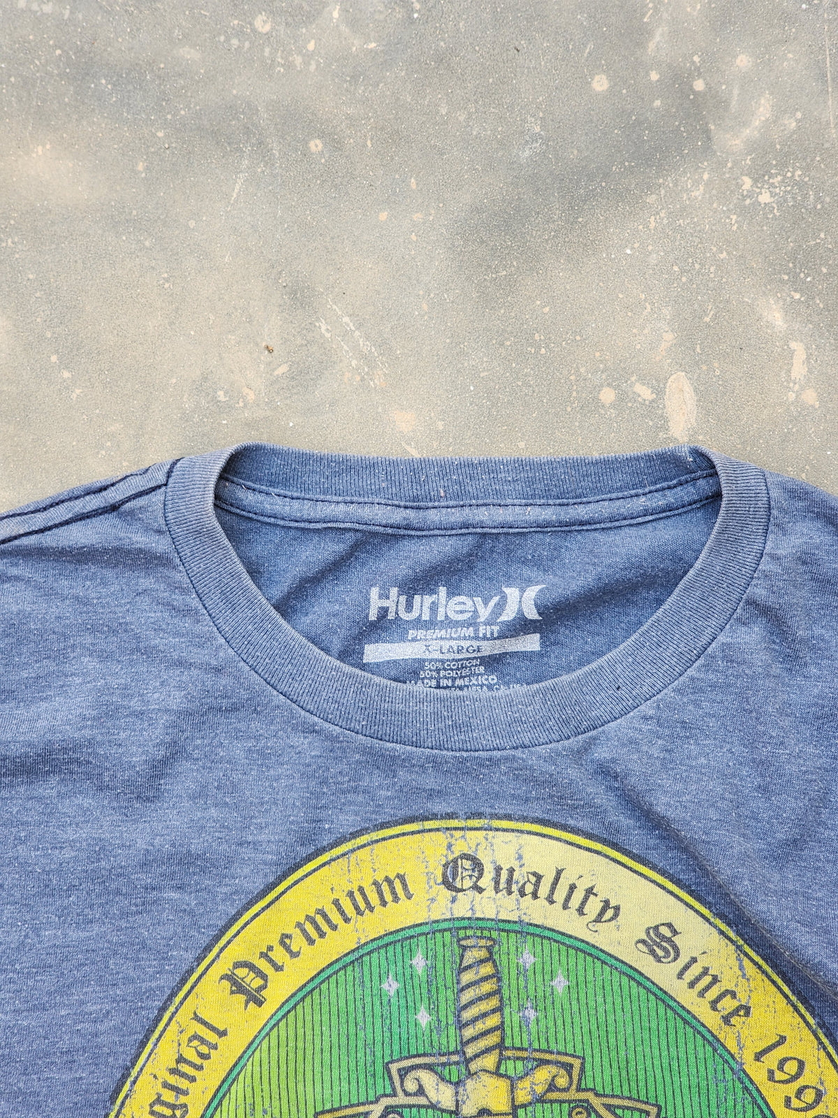 Vintage Y2K Hurley Blue Surfwear Tee (L)