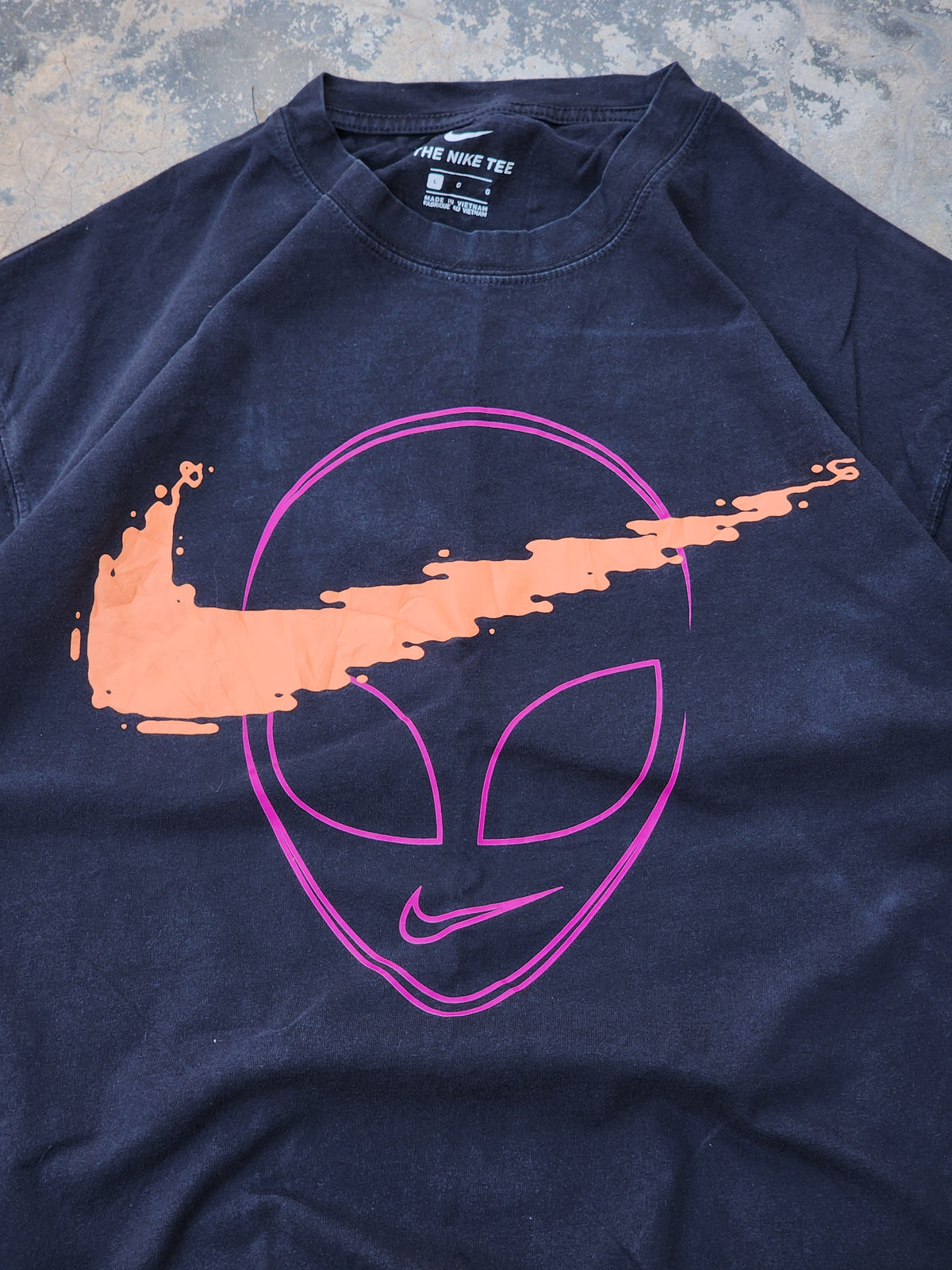 Nike Alien Festival Glow Tee (L)