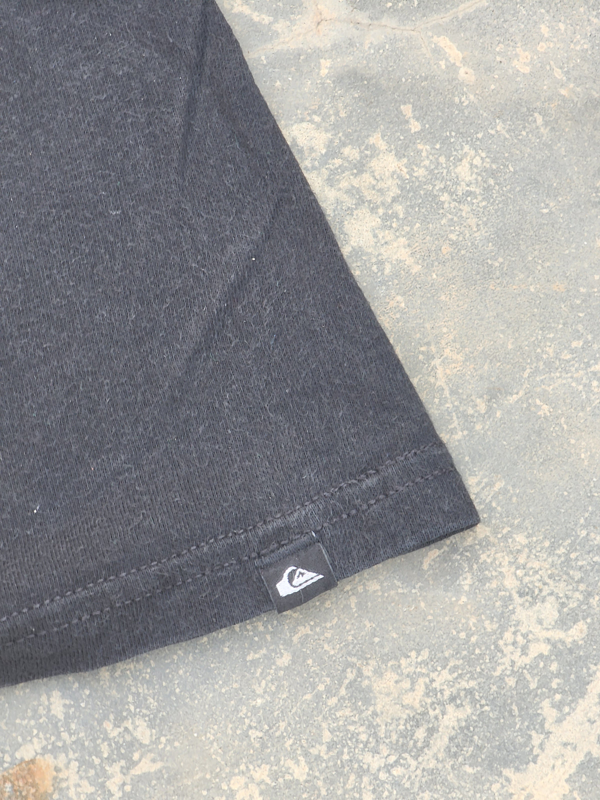 Vintage Quiksilver Black Surfwear Tee (L)