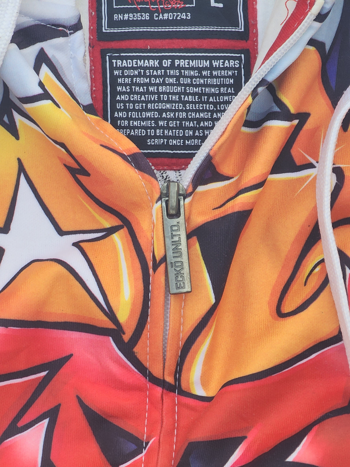 Vintage Y2K Ecko Unltd "New York Gritty City" All Over Print Graffiti Zip Up Hoodie White (L)
