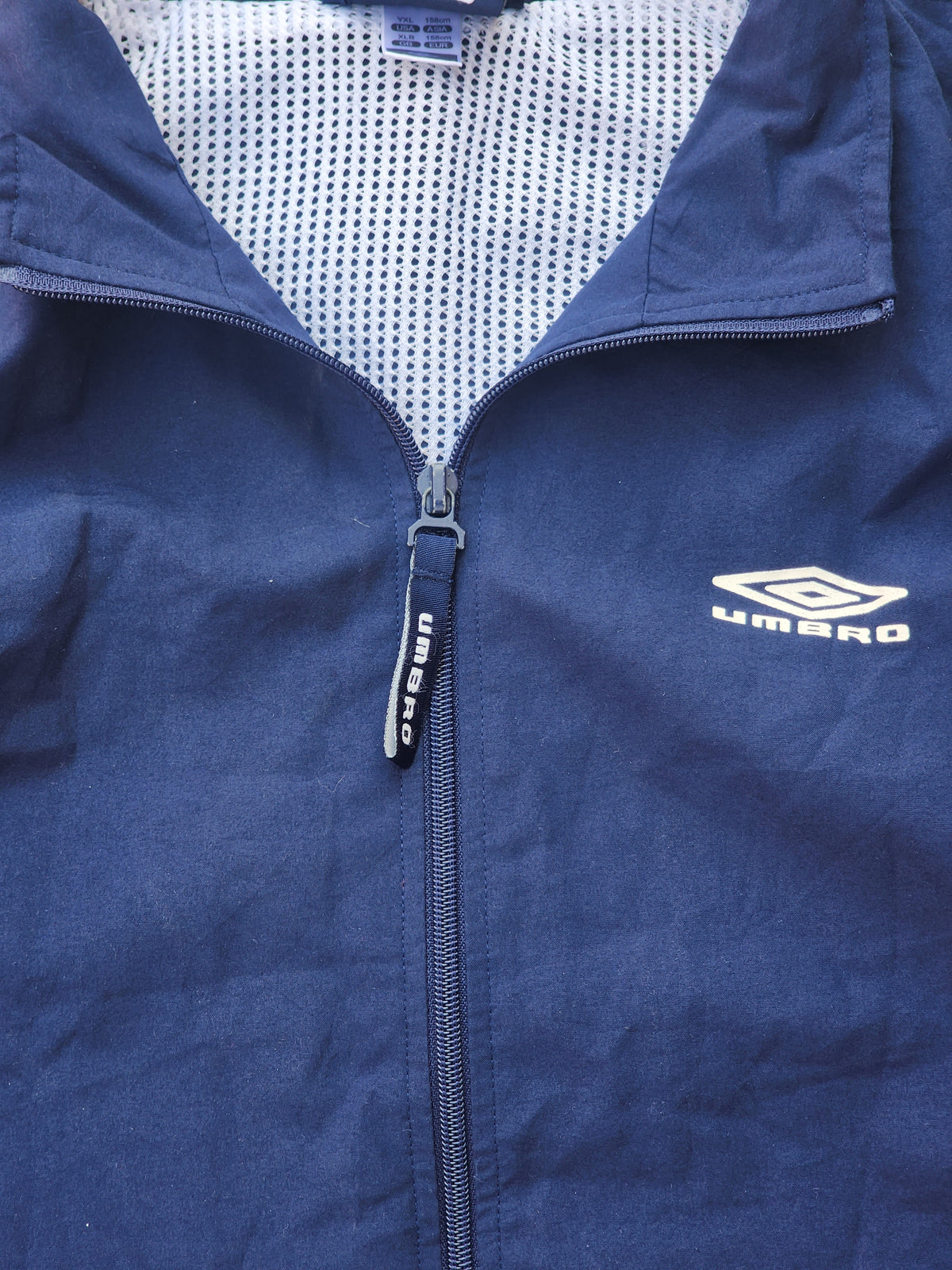 Vintage 2000s Umbro Windbreaker Track Jacket Navy Blue White Red Techwear (S)