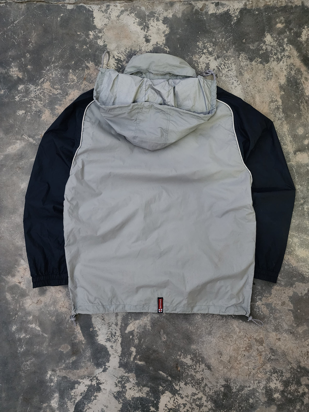 Vintage Umbro 2002–2003 England National Football Team Hooded Rain/Training Windbreaker Jacket (L)