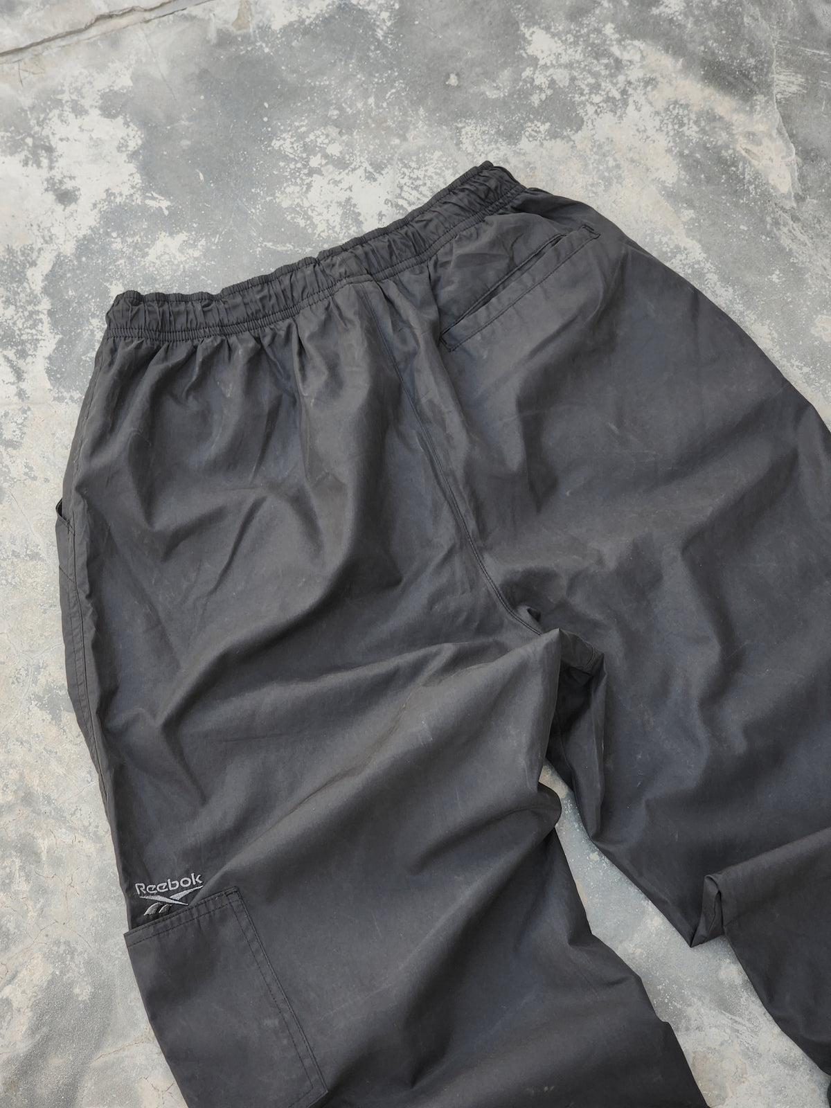 Vintage Reebok Black Trackpants (M)