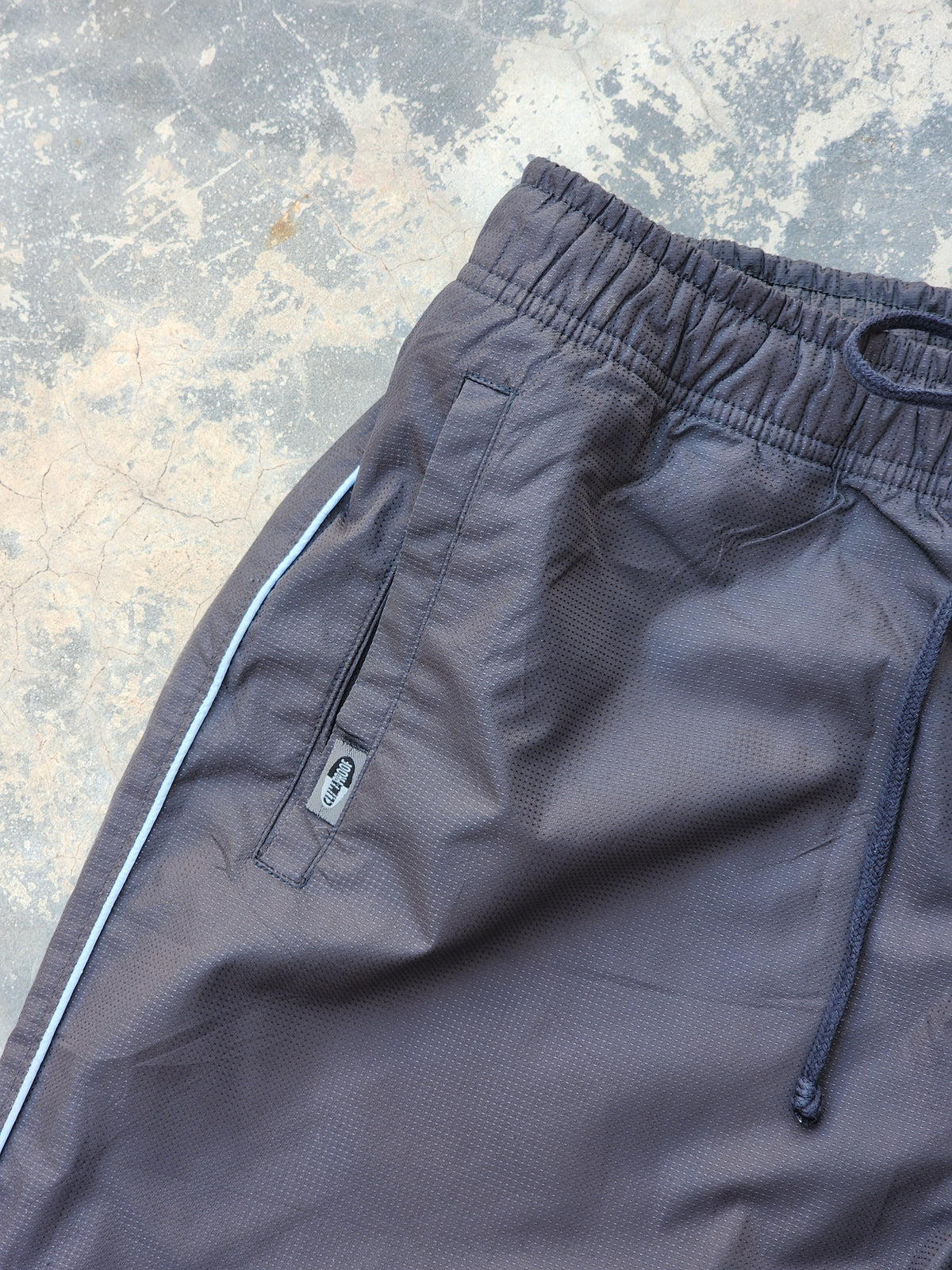 Adidas 90s Vintage Gray/ Light Blue Piping Trackpants (M/L)