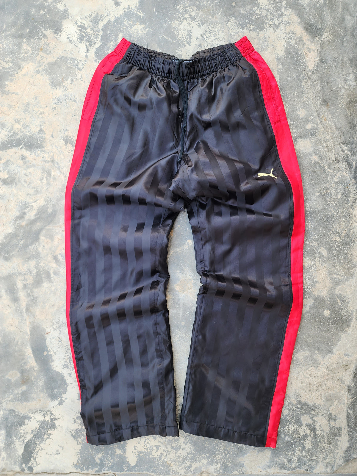Vintage Puma Stripes Black / Red and Gold Trackpants (M)