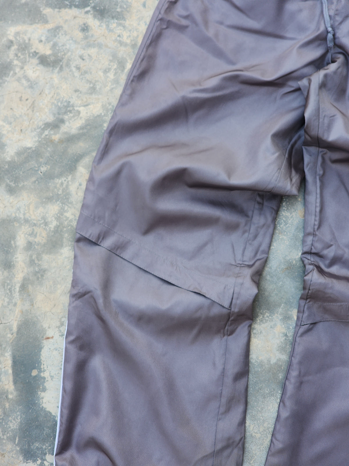 Vintage Mizuno Gray Trackpants (S)