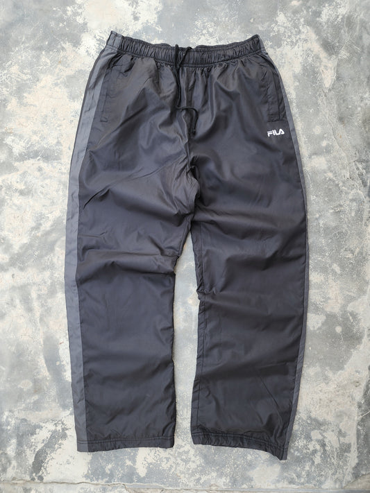 Vintage Fila Black and Gray Trackpants (L)