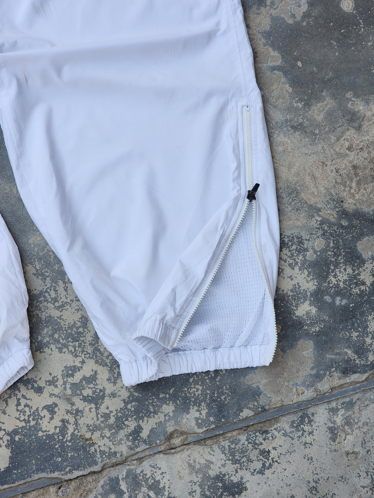 Asics White World Performance Trackpants (L)