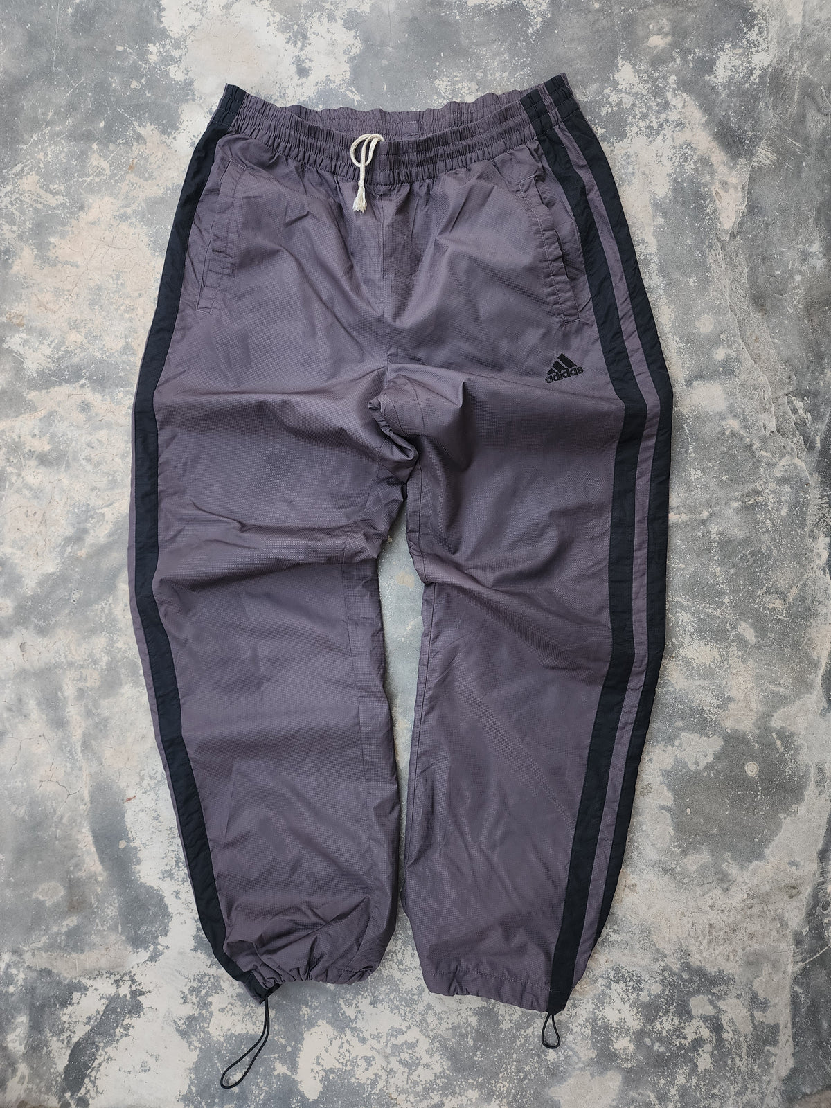 Vintage Adidas 90s Dark Purplish Black Striped Trackpants (L)