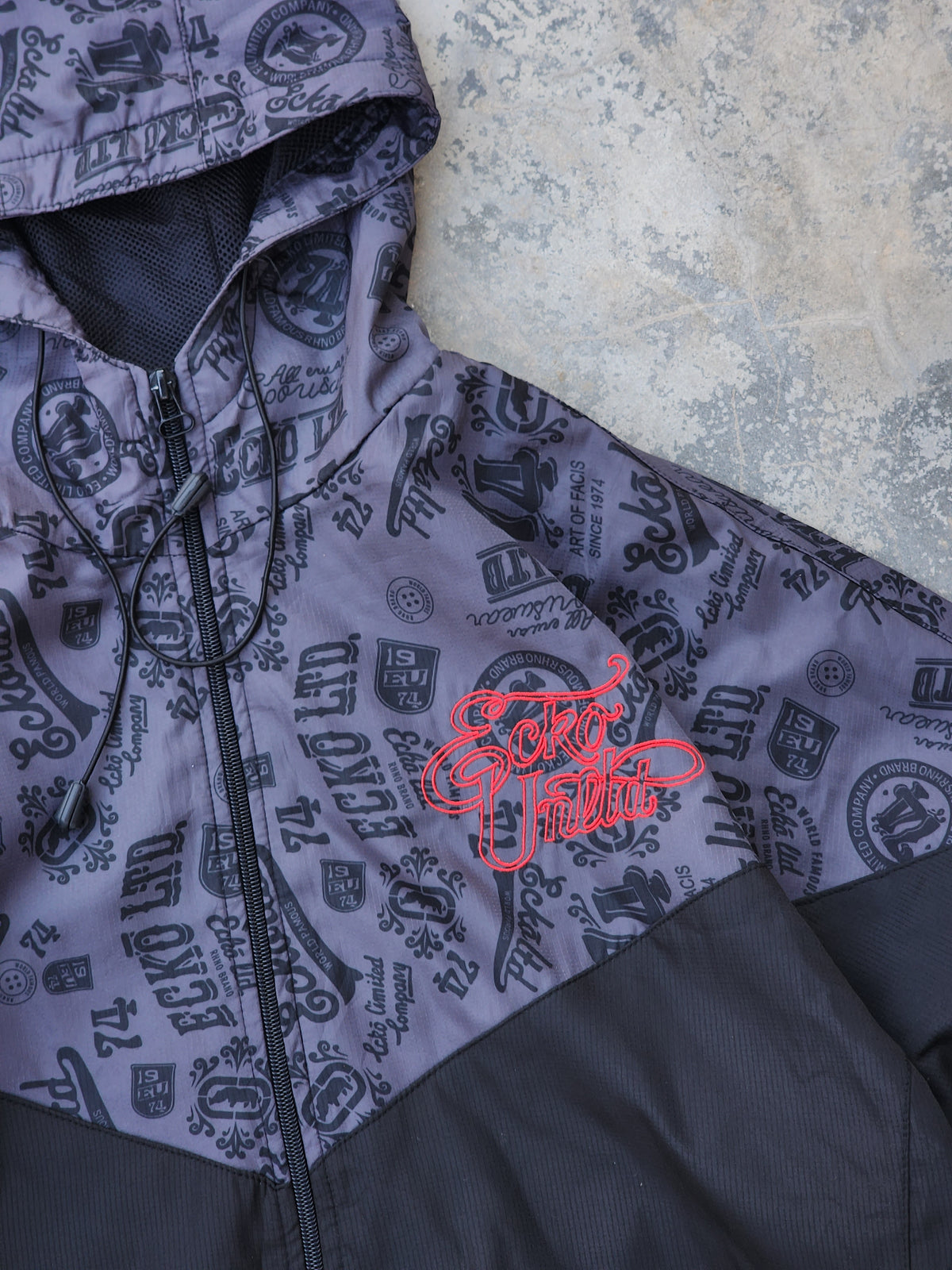 Vintage Ecko Unltd. All-Over Graphic Print Two-Tone Chevron Windbreaker Jacket (S/M)