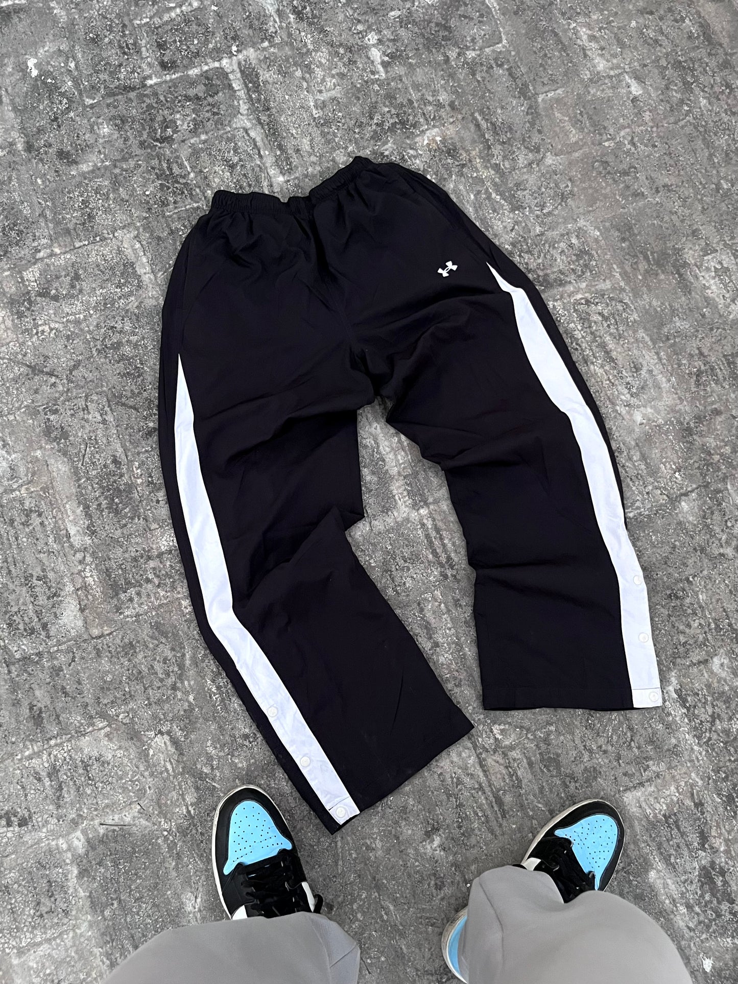 Under Armor Trackpants (M)