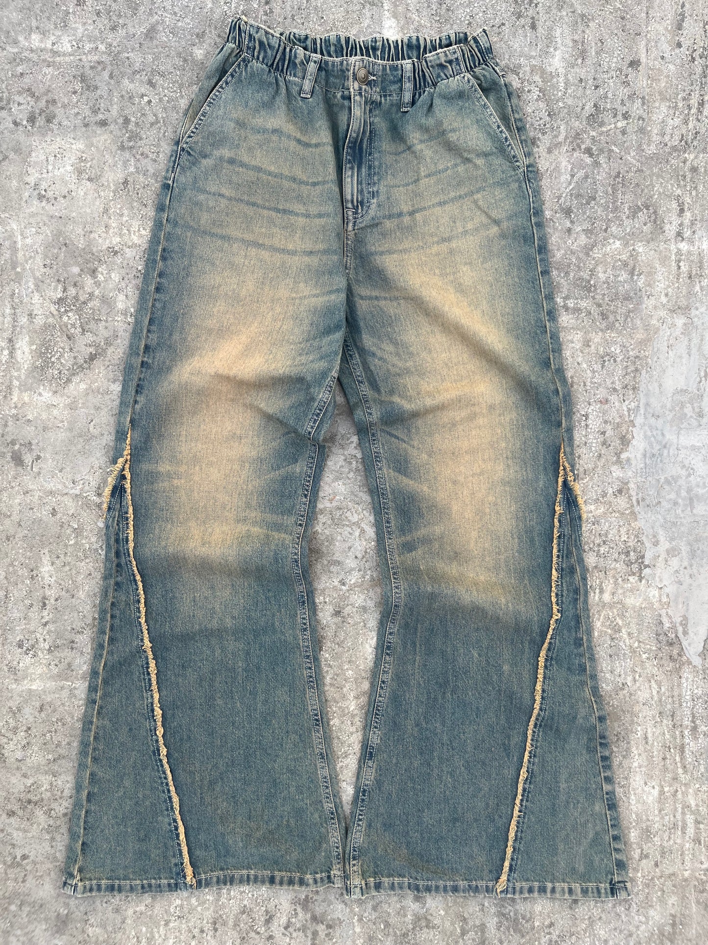 Vintage Super Flared and Baggy Acid Washed Y2K Elastic Waist Jeans (28-35)
