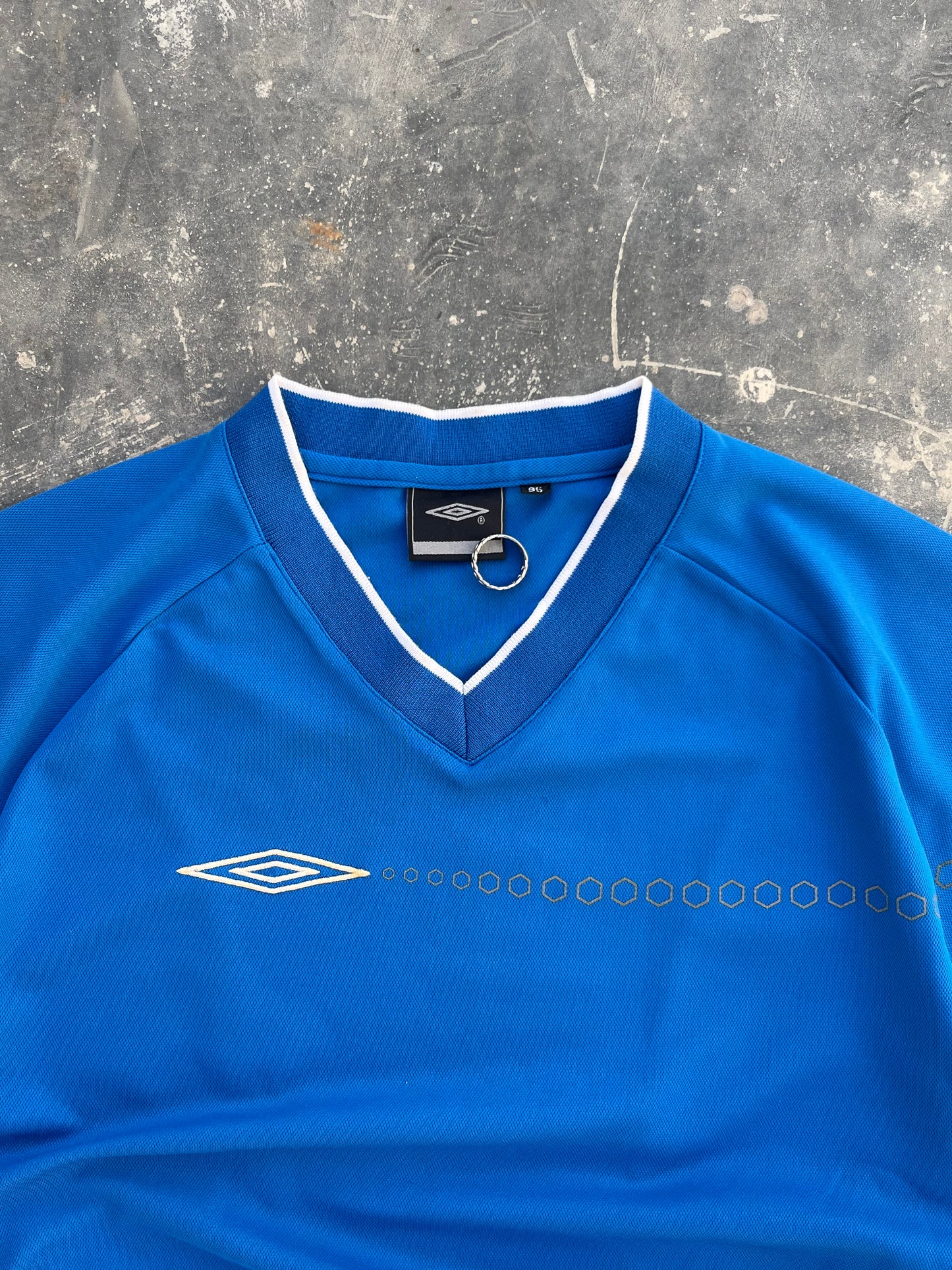 Vintage Umbro Jersey (M) (Rare)