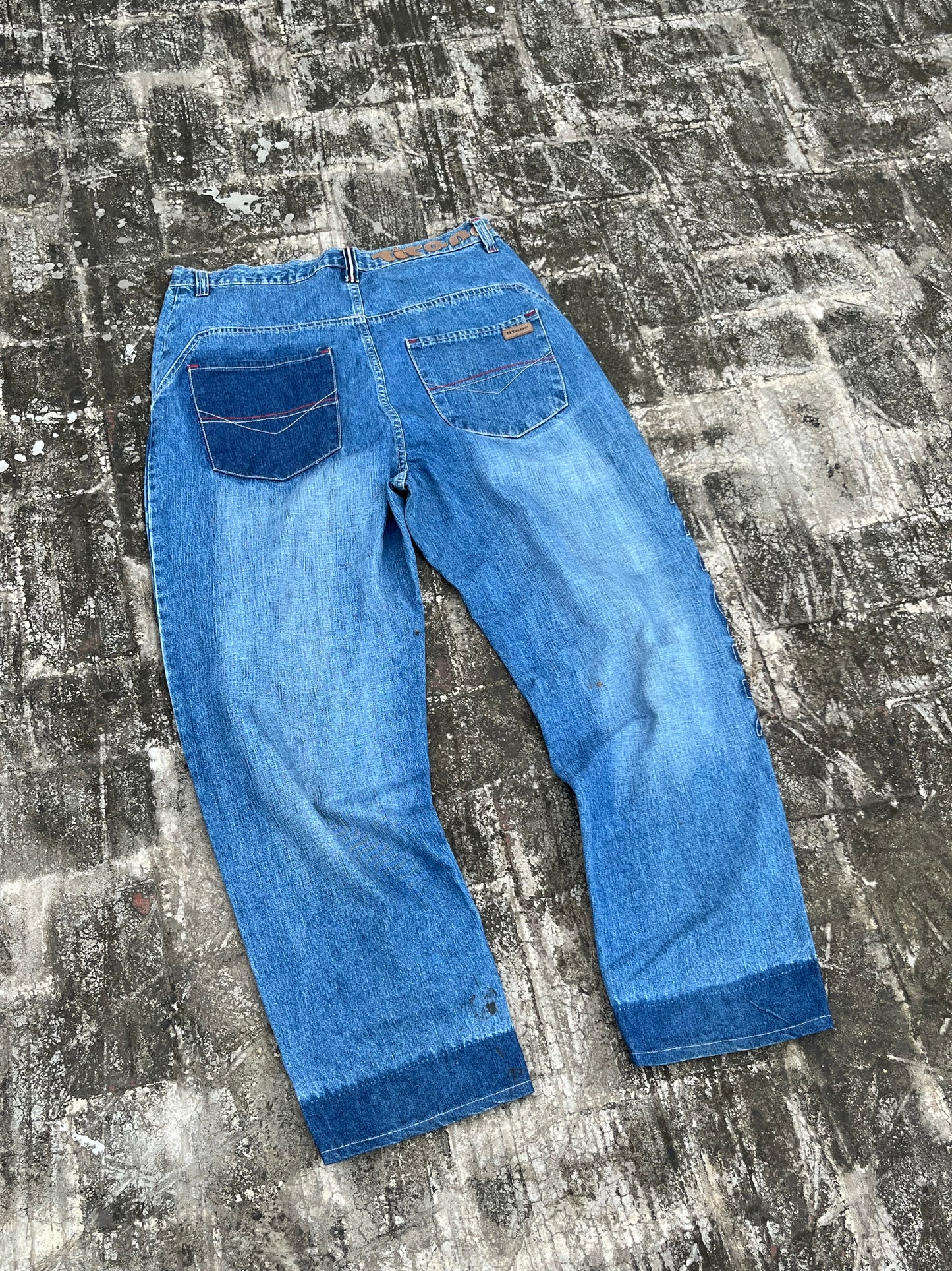 Vintage Tuttane Embroidery Baggy Jeans (34)