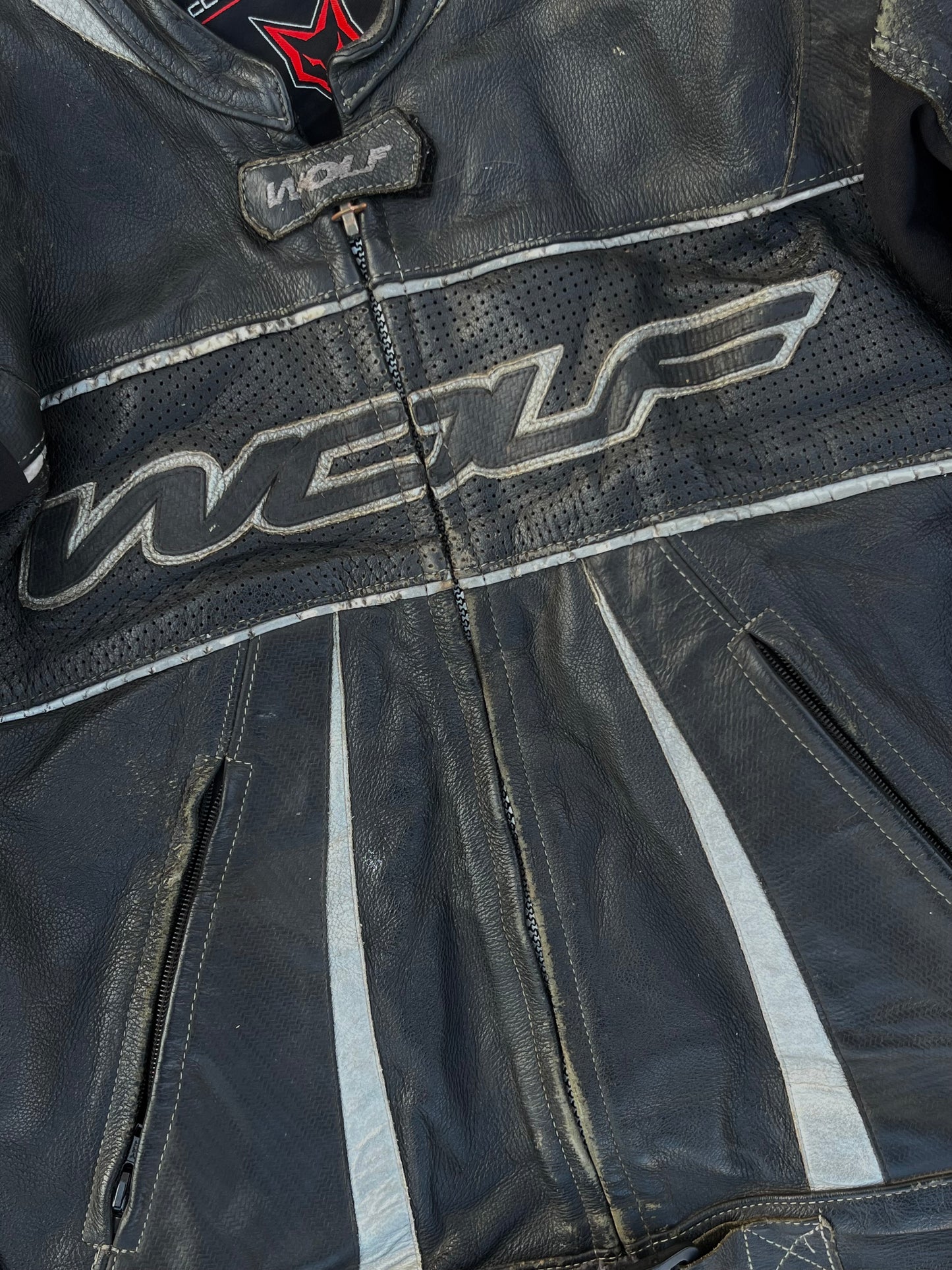 Vintage Wolf Leather Biker Jacket (L)