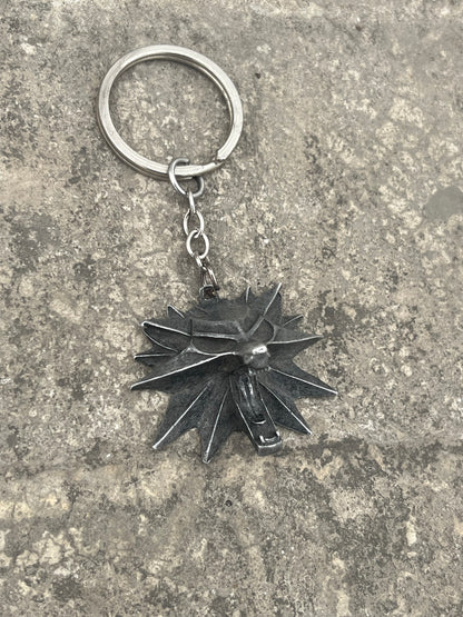 Vintage Wolf Head Spiky Hair Pendant/keyring