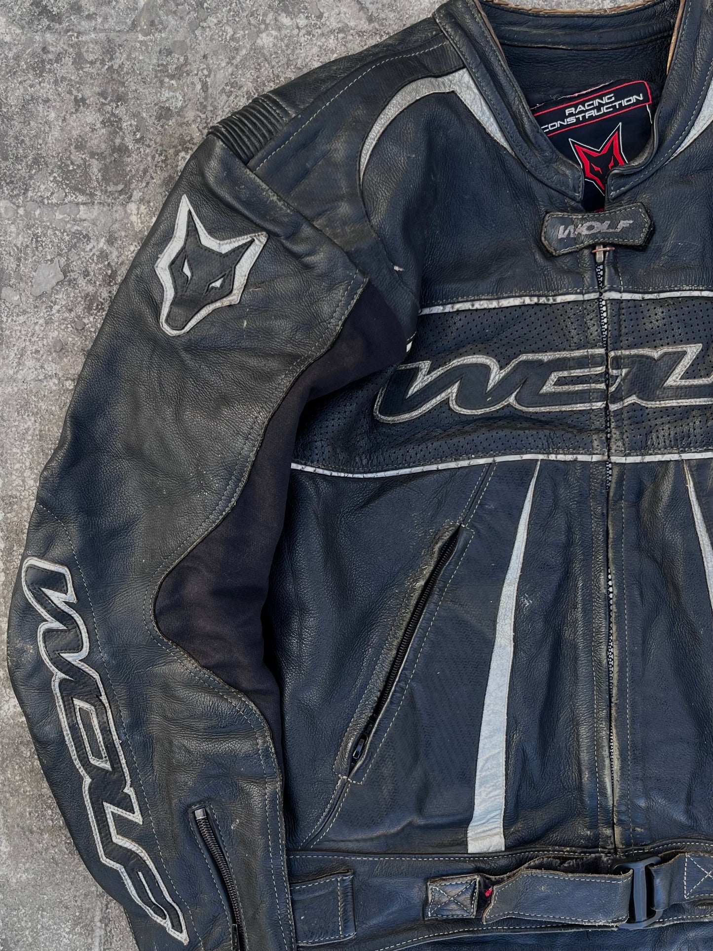 Vintage Wolf Leather Biker Jacket (L)