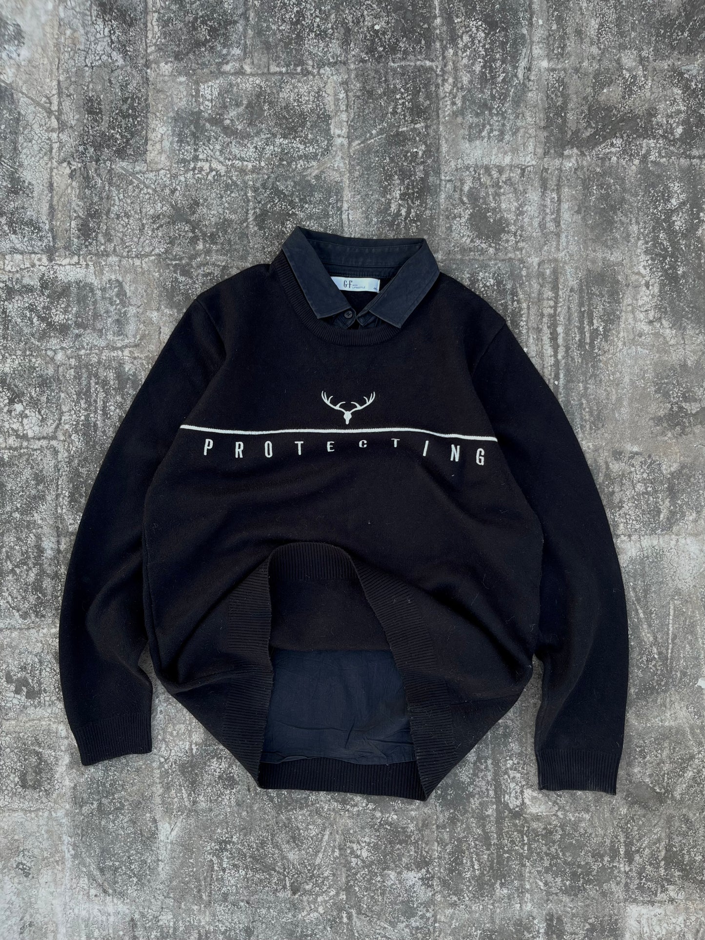 Protecting - Double Layered Collar Sweater (S/M)