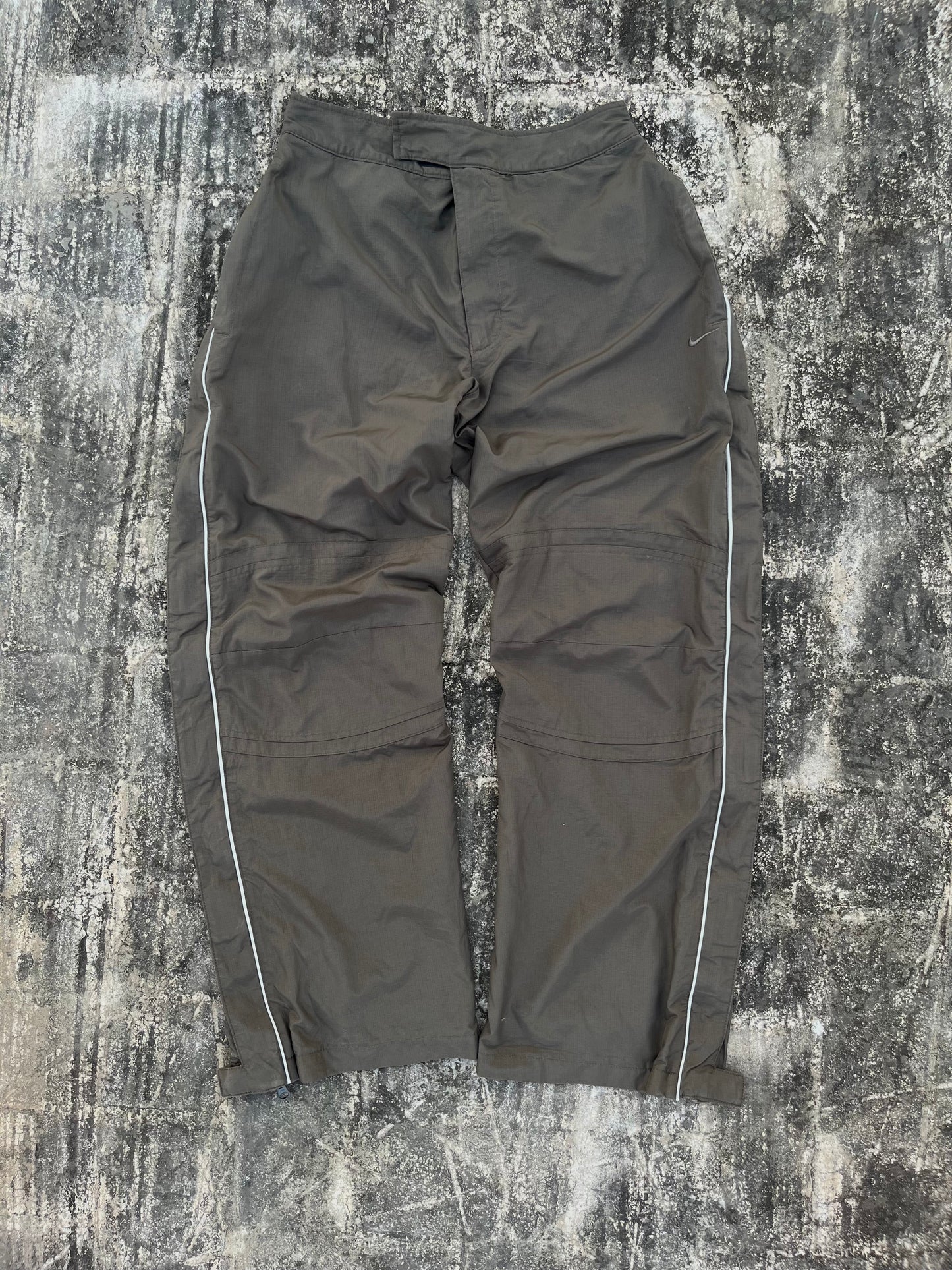 Vintage Nike Green Tech Training Storm-Fit Trackpants (M) (Rare)