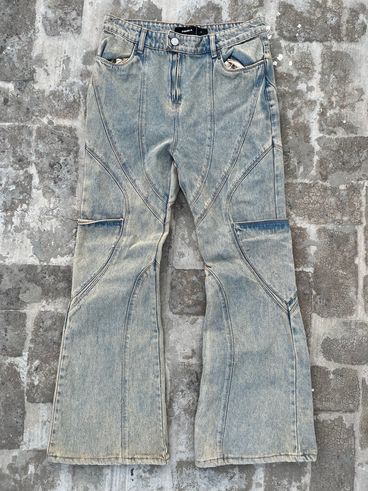Favela Y2K Vintage Acid Washed Light Blue Flared Jeans with Patchwork and Embroidery (32)