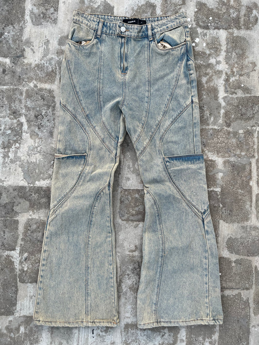 Favela Y2K Vintage Acid Washed Light Blue Flared Jeans with Patchwork and Embroidery (32)