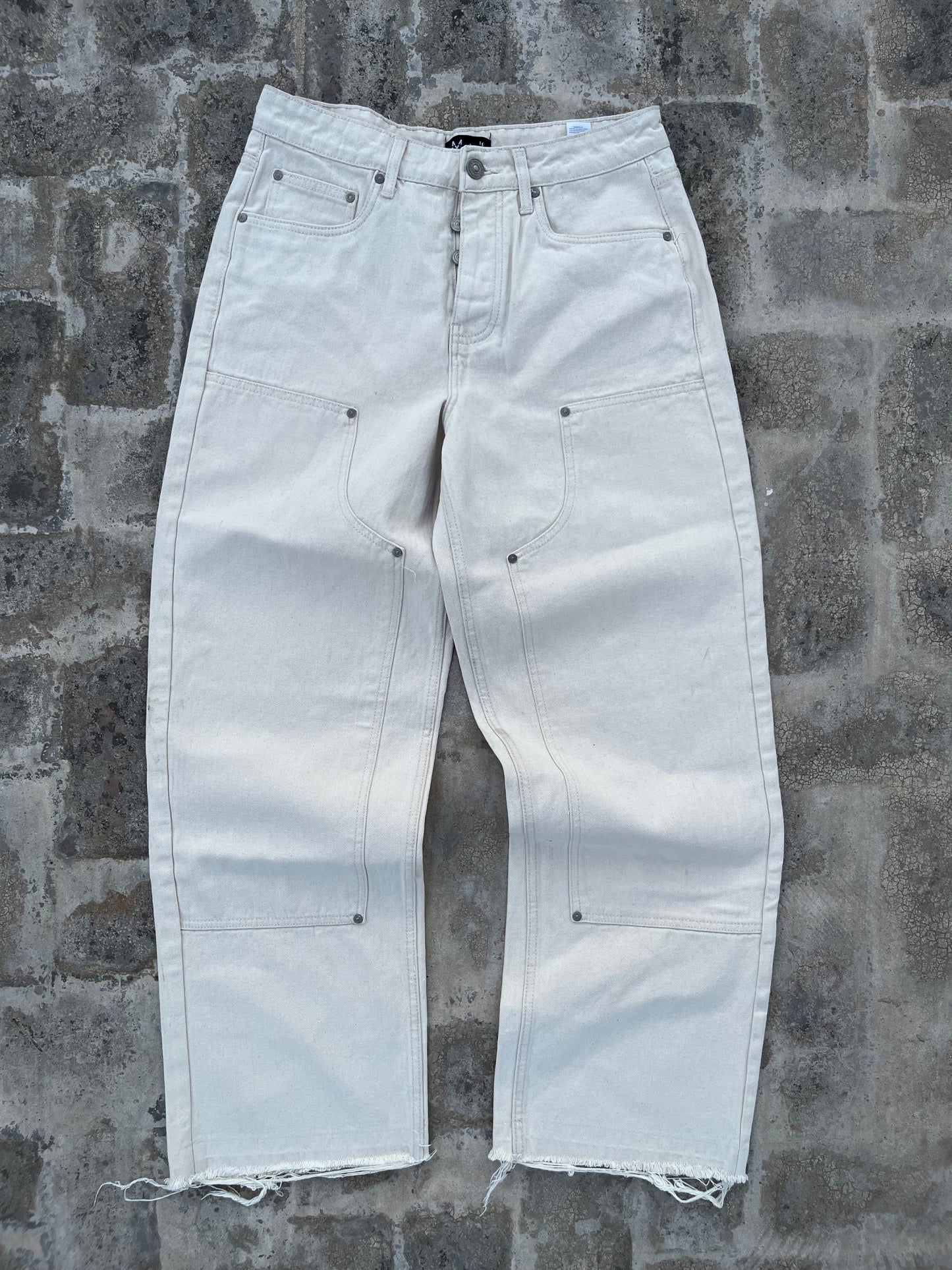 BoohooMan White Texturized and Distressed Edge Carpenter Baggy Jeans (32)