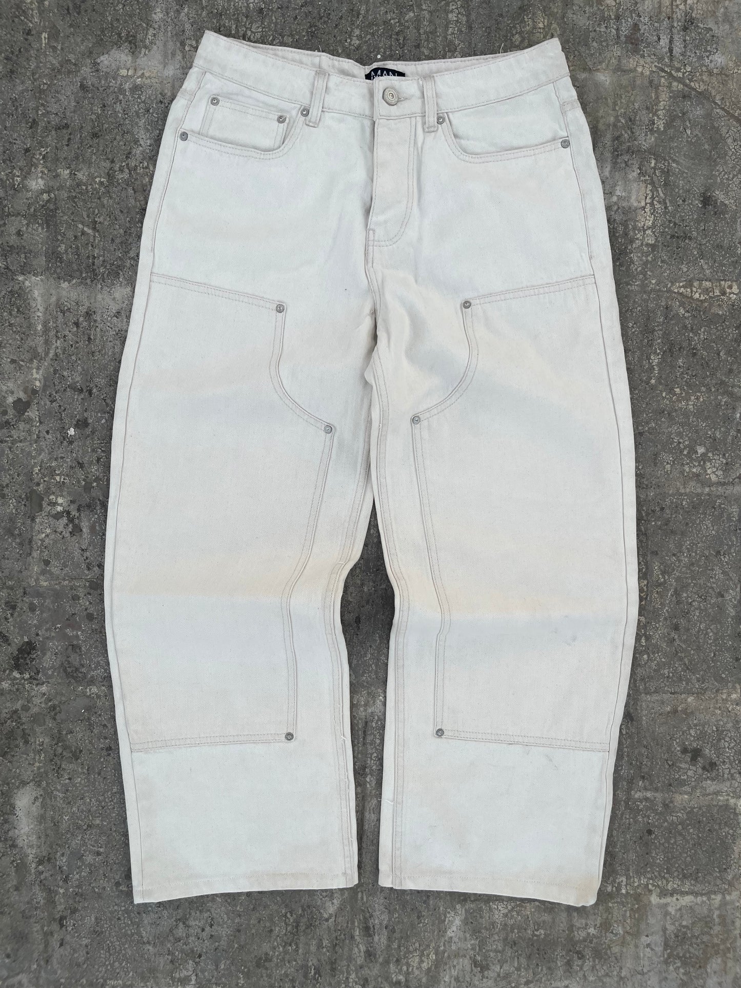 BoohooMan White Texturized Double-Knee Carpenter Baggy Jeans (32)
