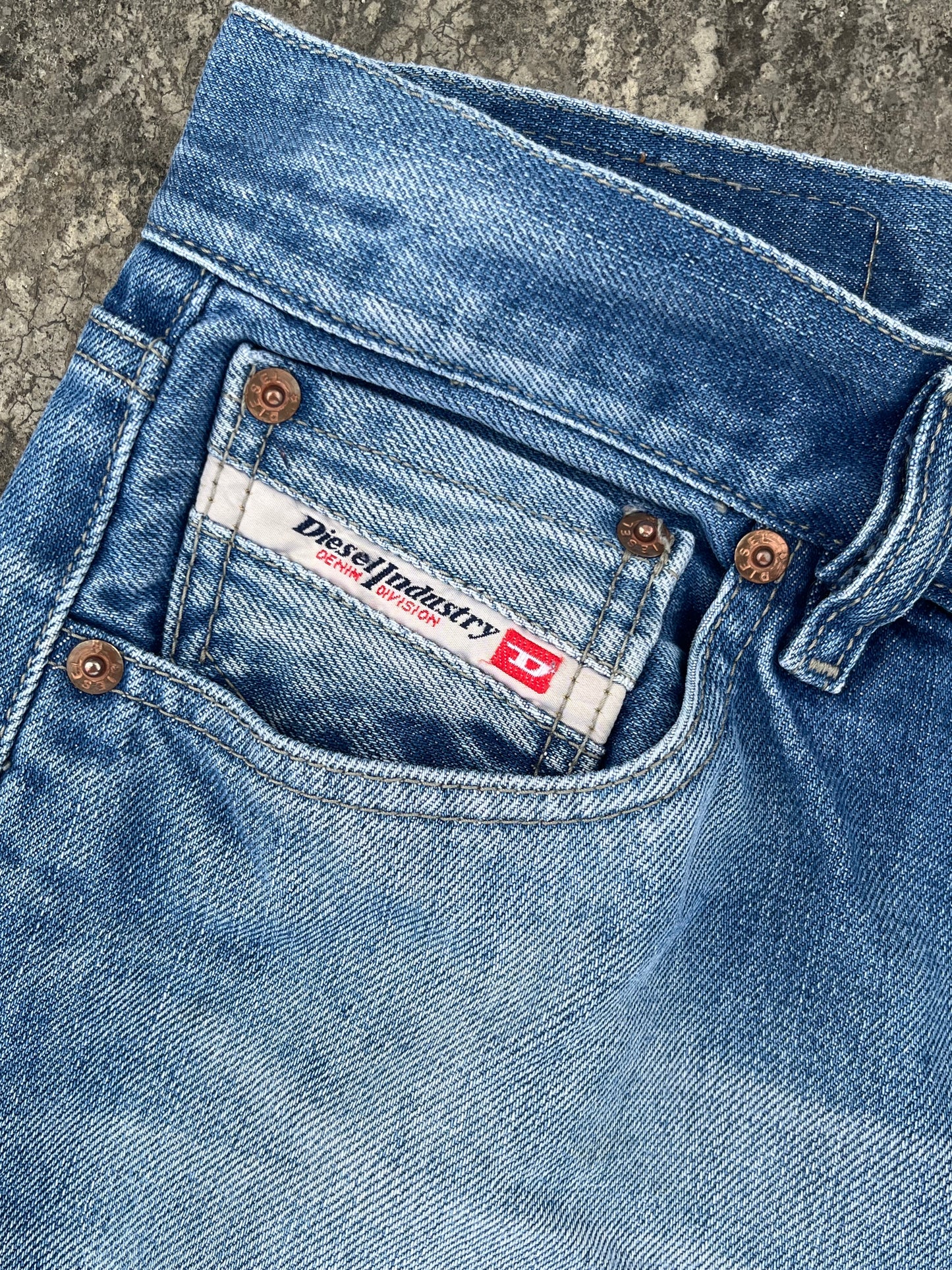Vintage Diesel Straight Baggy Fit Jeans (32)