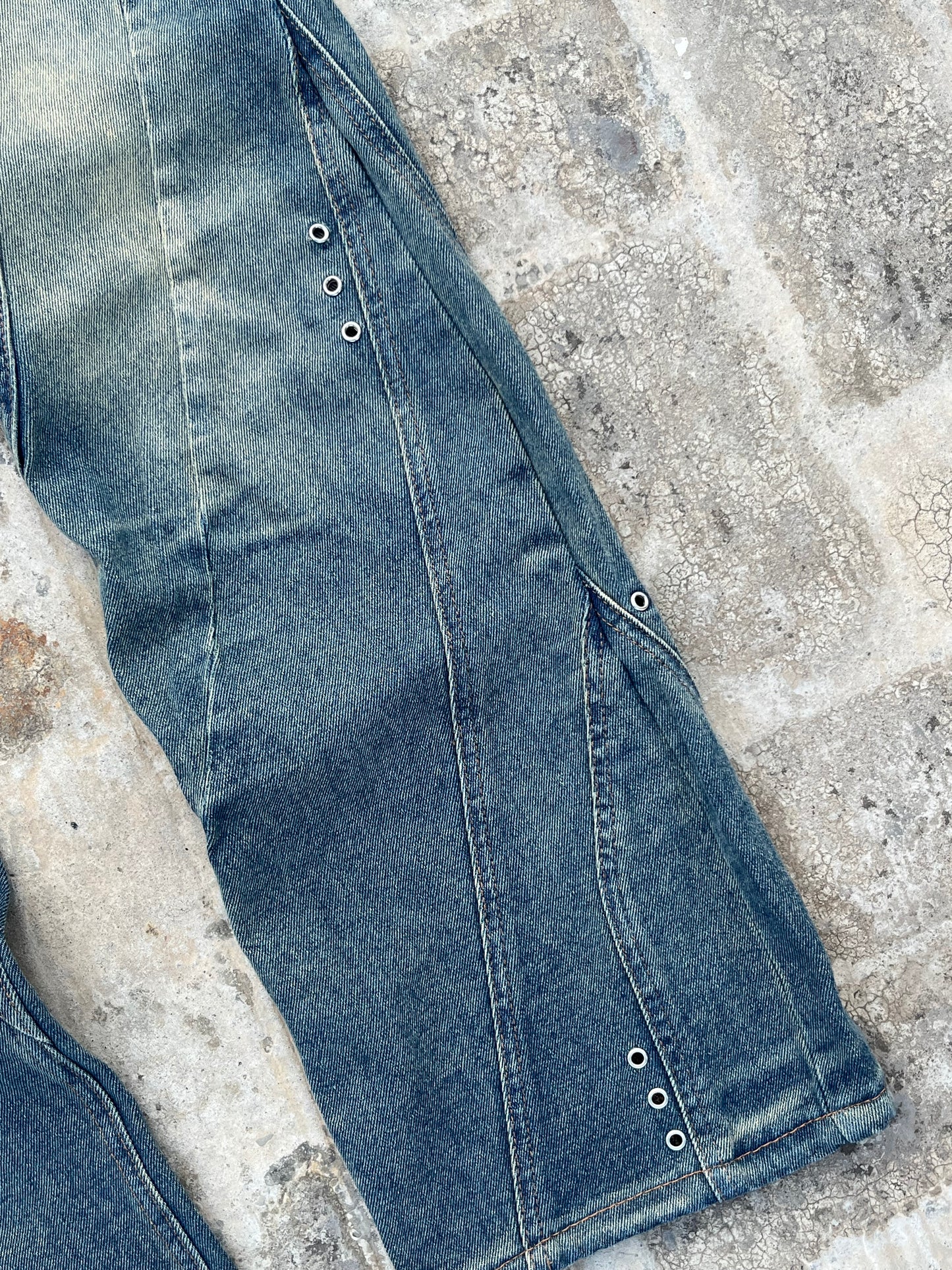 Favela Y2K Dark Blue Flared Jeans with Patchwork and Embroidery (34)