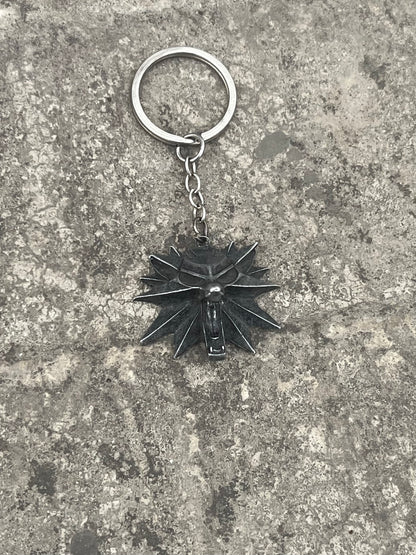 Vintage Wolf Head Spiky Hair Pendant/keyring