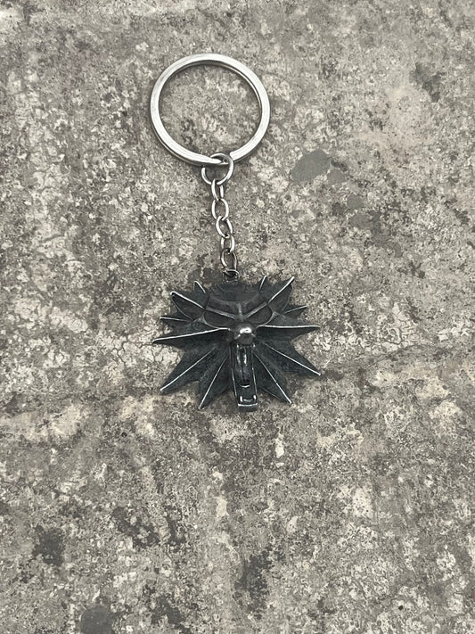 Vintage Wolf Head Spiky Hair Pendant/keyring
