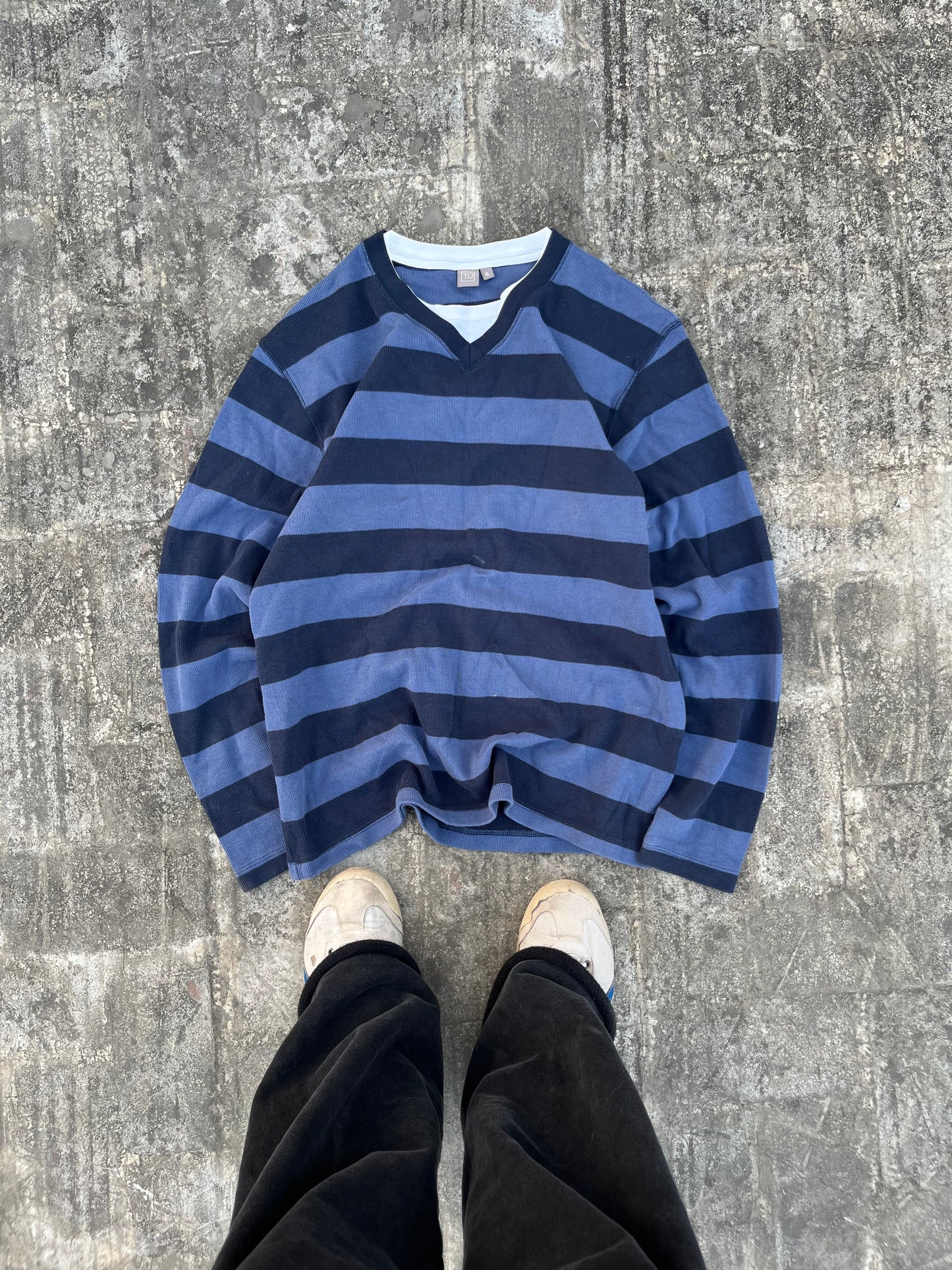 Dark/Light Blue Lines Texturized Cropped Shirt (S/M)