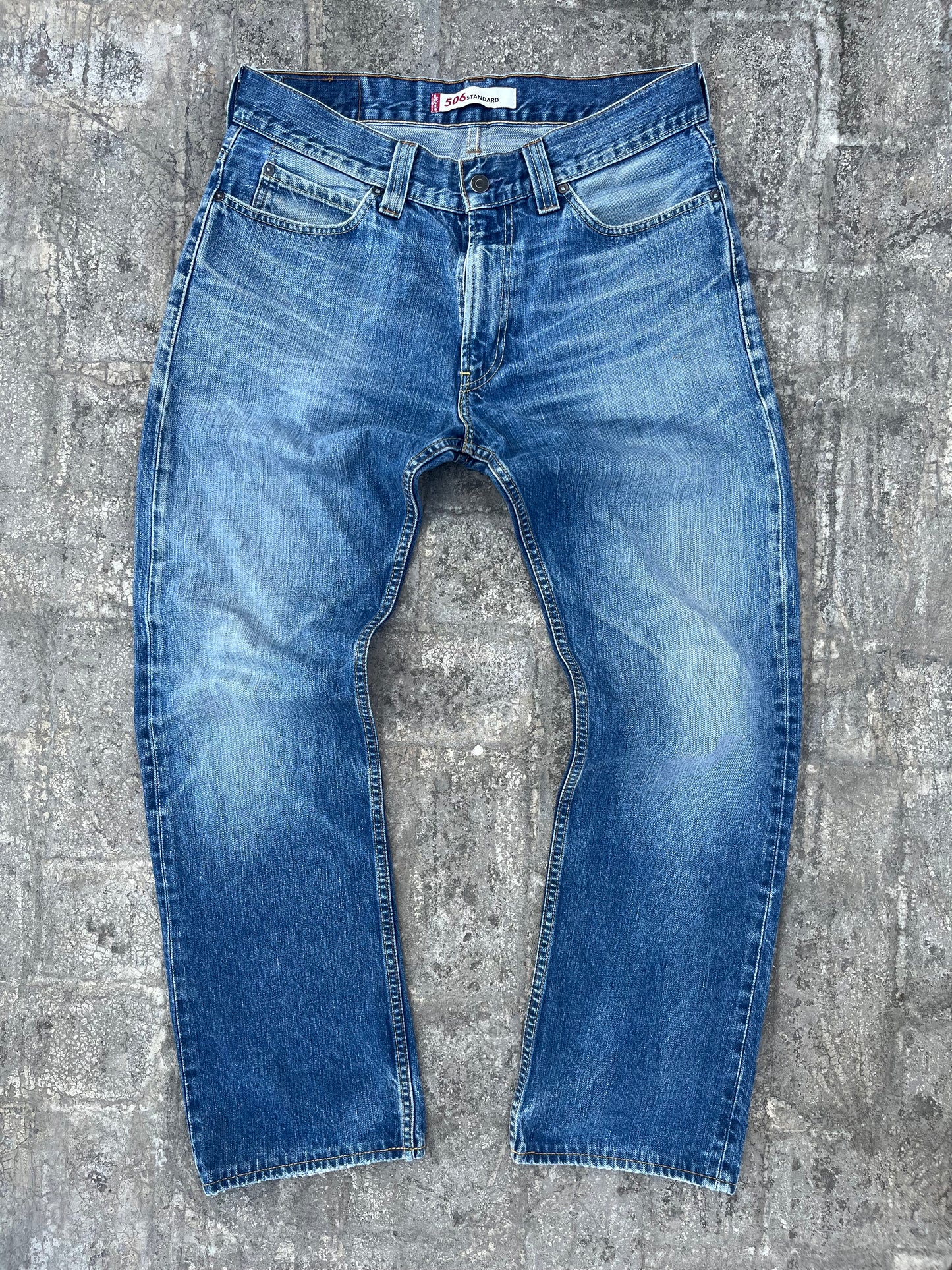Levi's 506 Straight Standard Fit Jeans (34)
