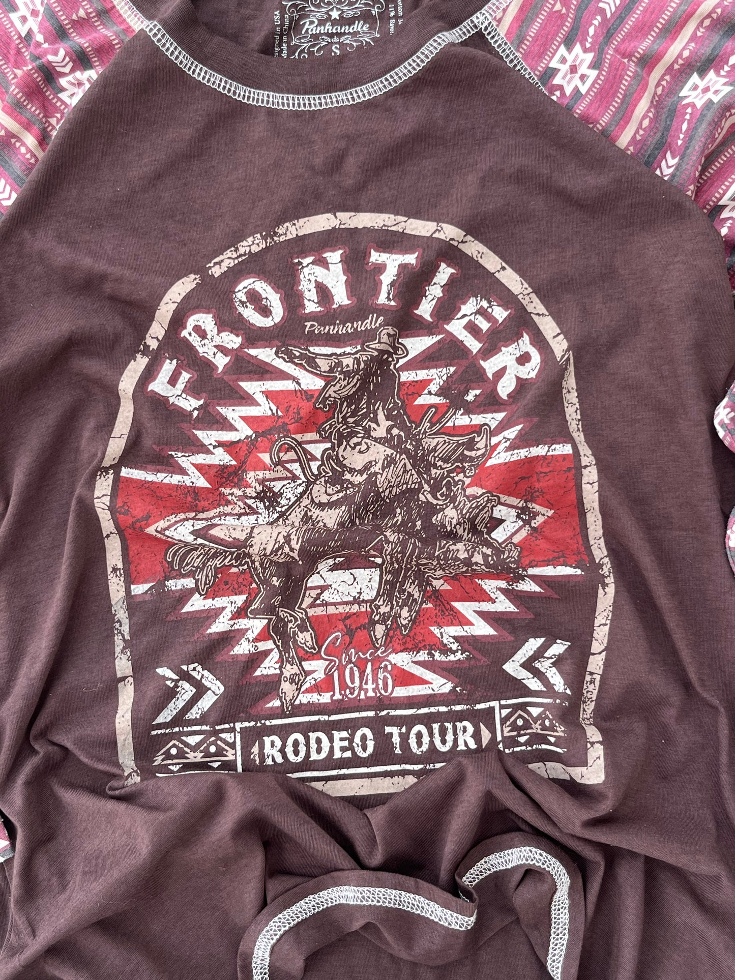 Y2K Panhandle Rodeo Island Women's Top (S/M)
