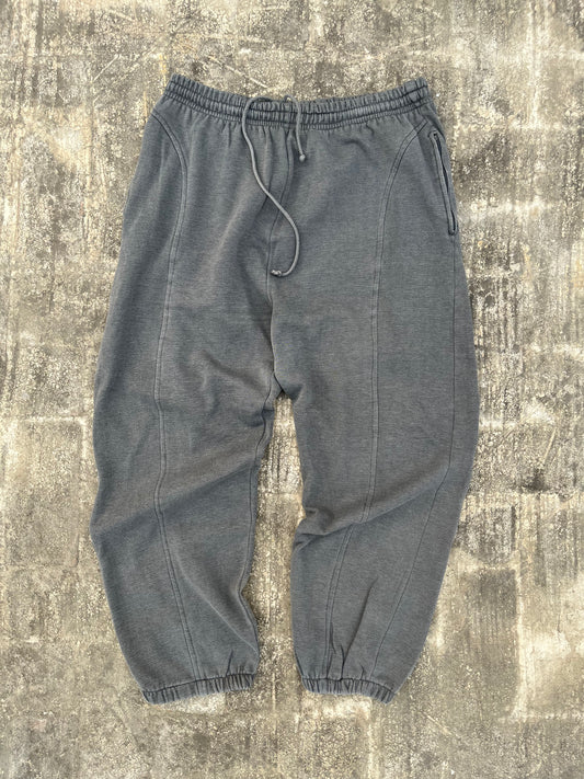 Vintage Kicker Grey Baggy Sweatpants (M)