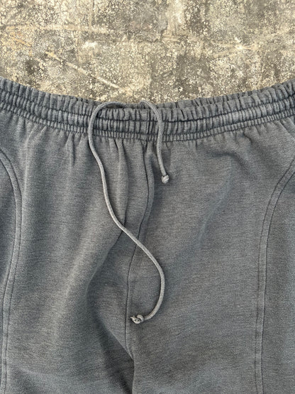 Vintage Kicker Grey Baggy Sweatpants (M)