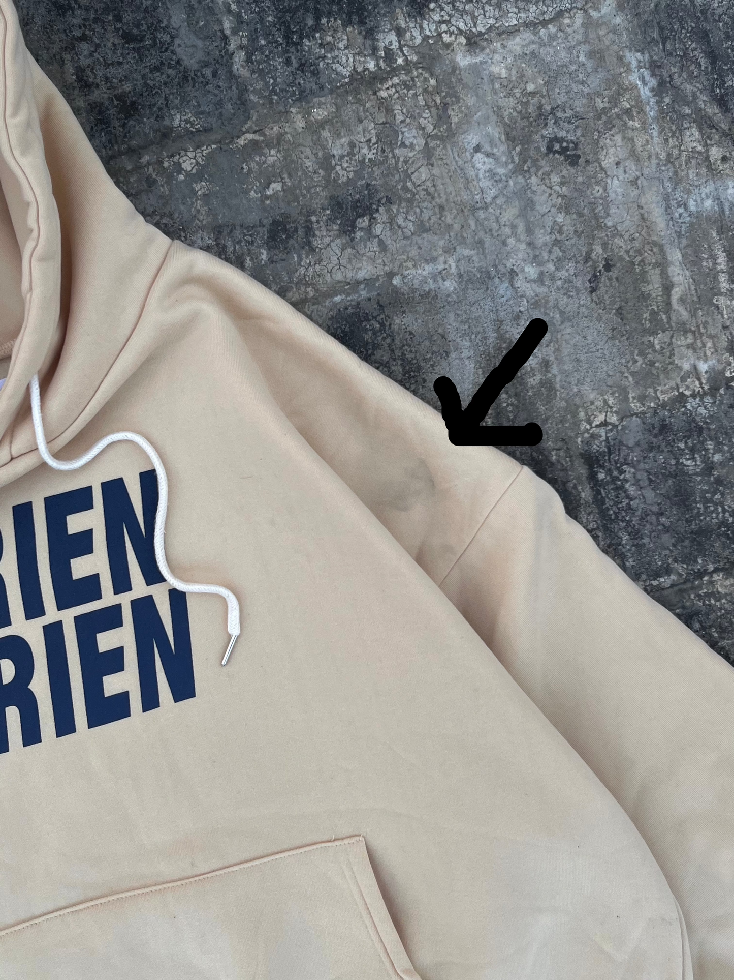 Yiduoduo Beige Frien Oversized Hoodie (S/M)