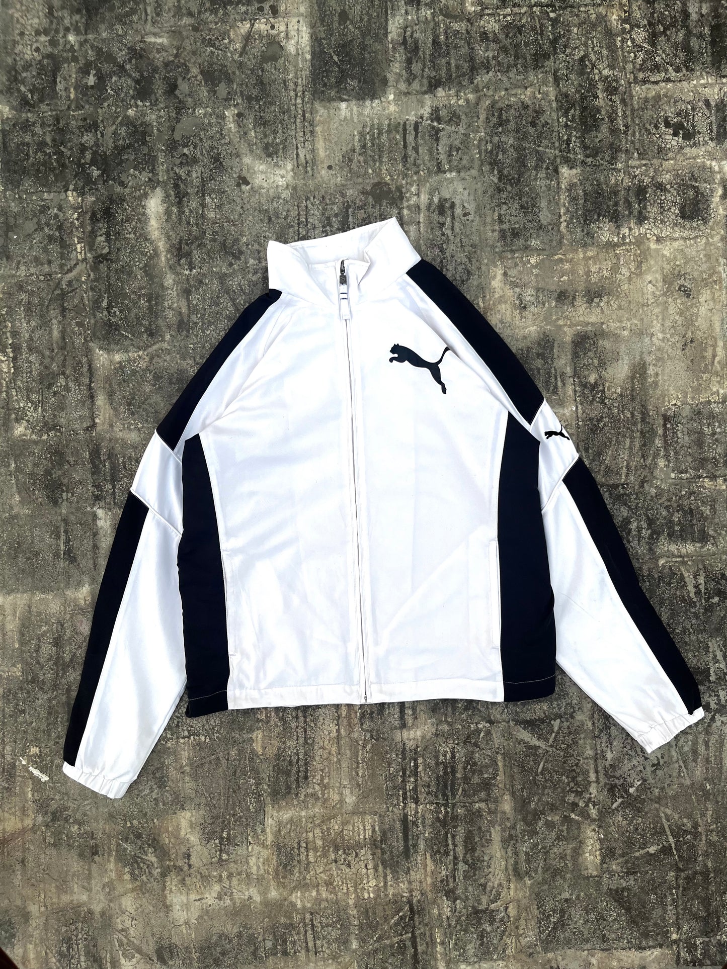 PUMA Zipper Windbreaker