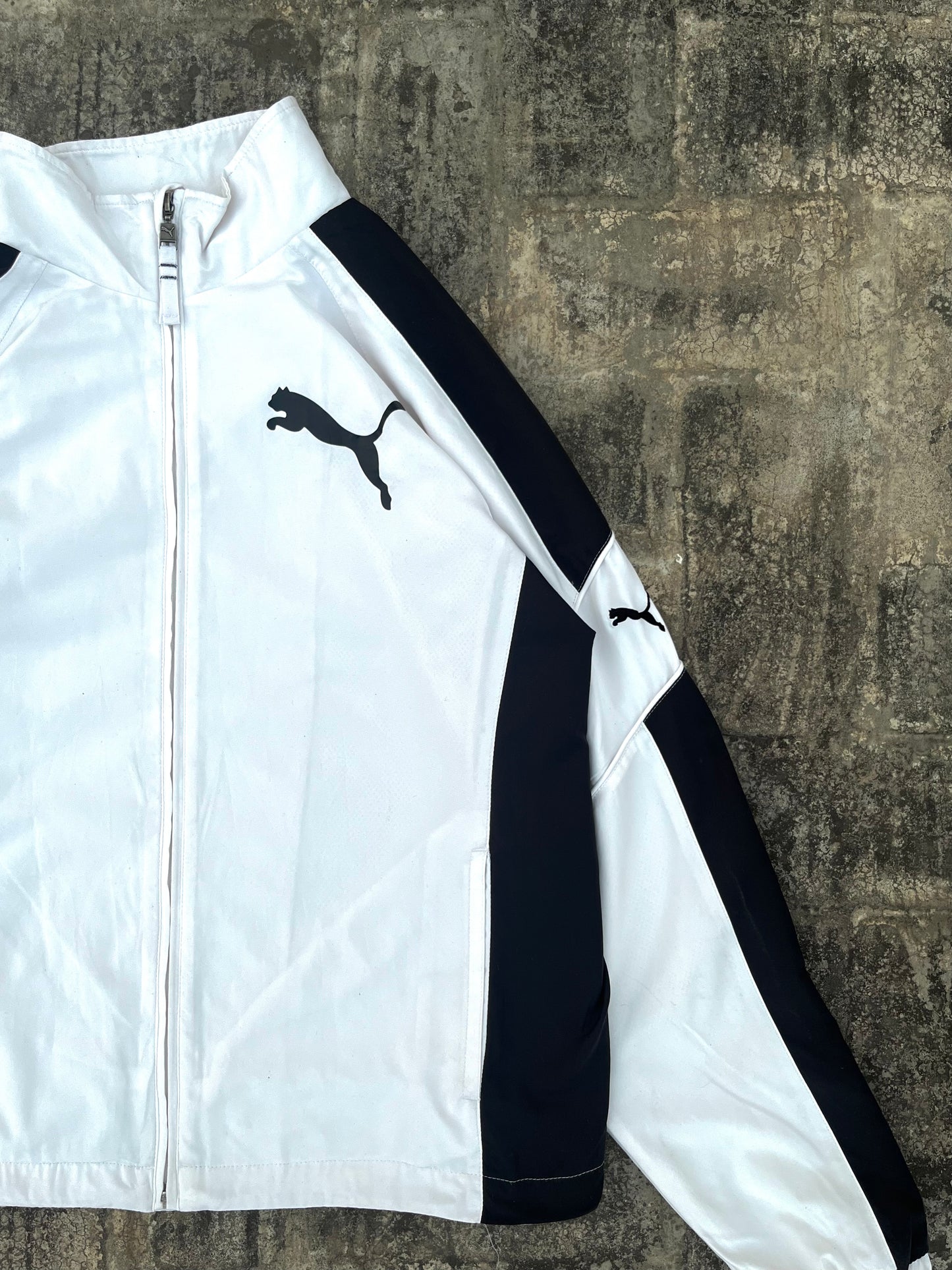 PUMA Zipper Windbreaker