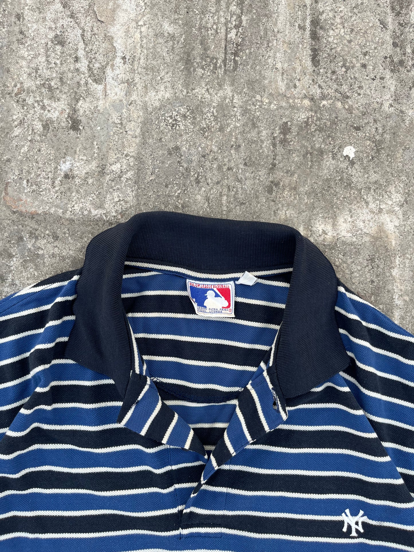 Vintage 90s MLB New York Yankees Black and Blue Stripes Polo Tee (XL)