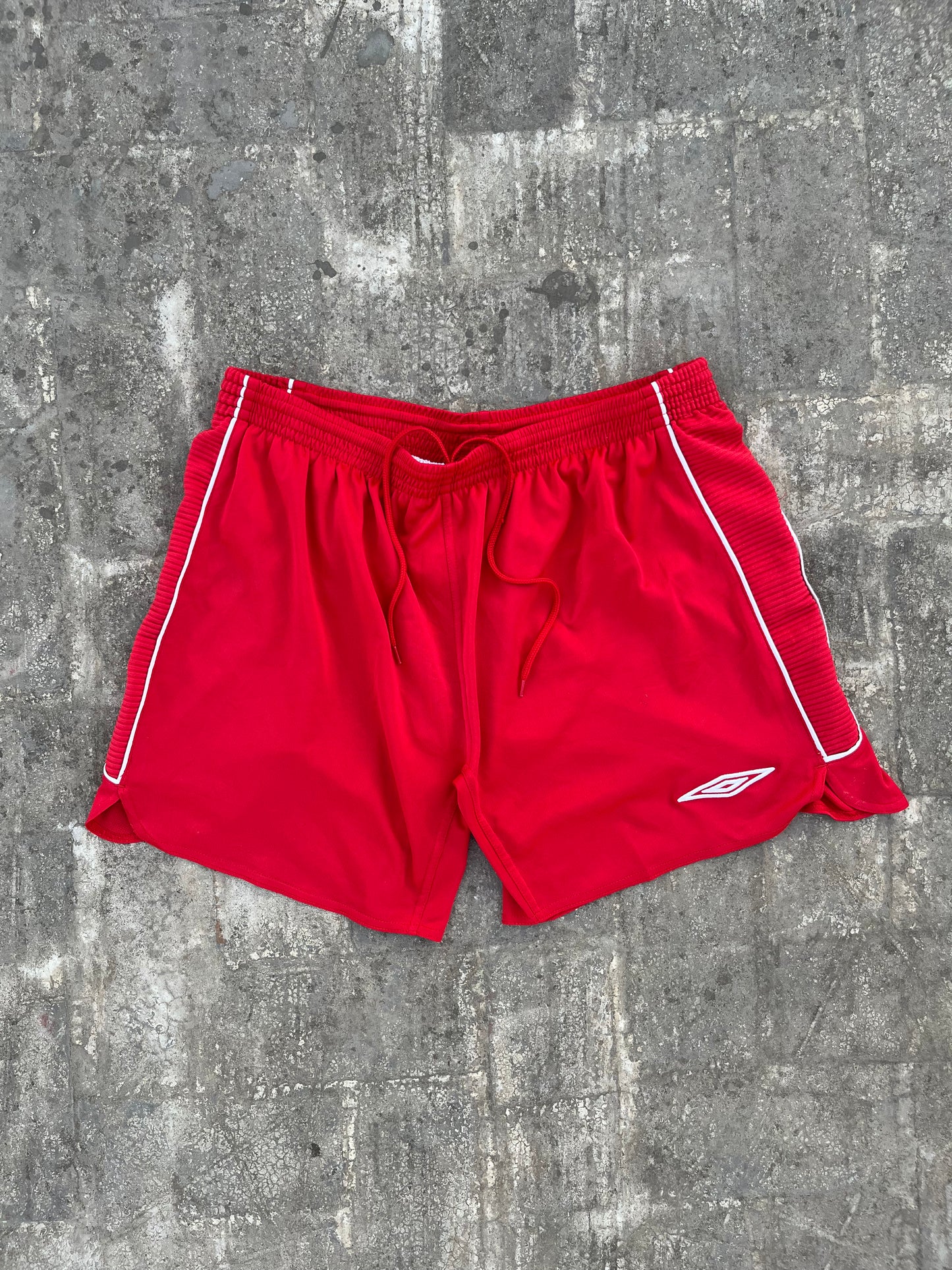 Umbro Striped Red/White Football Shorts (L)