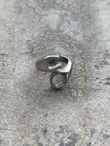Twisted Wrench Ring