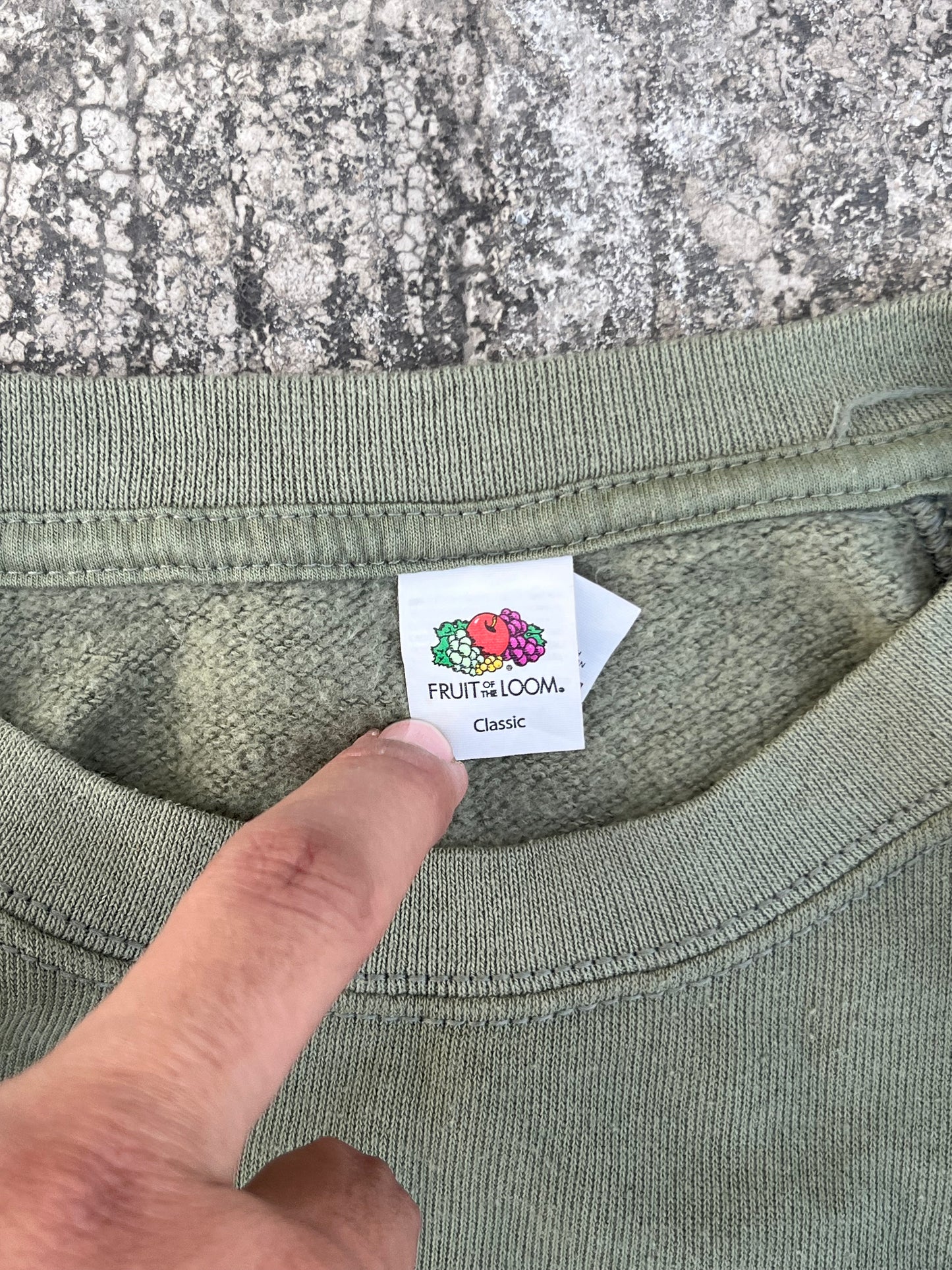 Vintage Essential Sage Green Fruit of the Loom Sweatshirt (M)