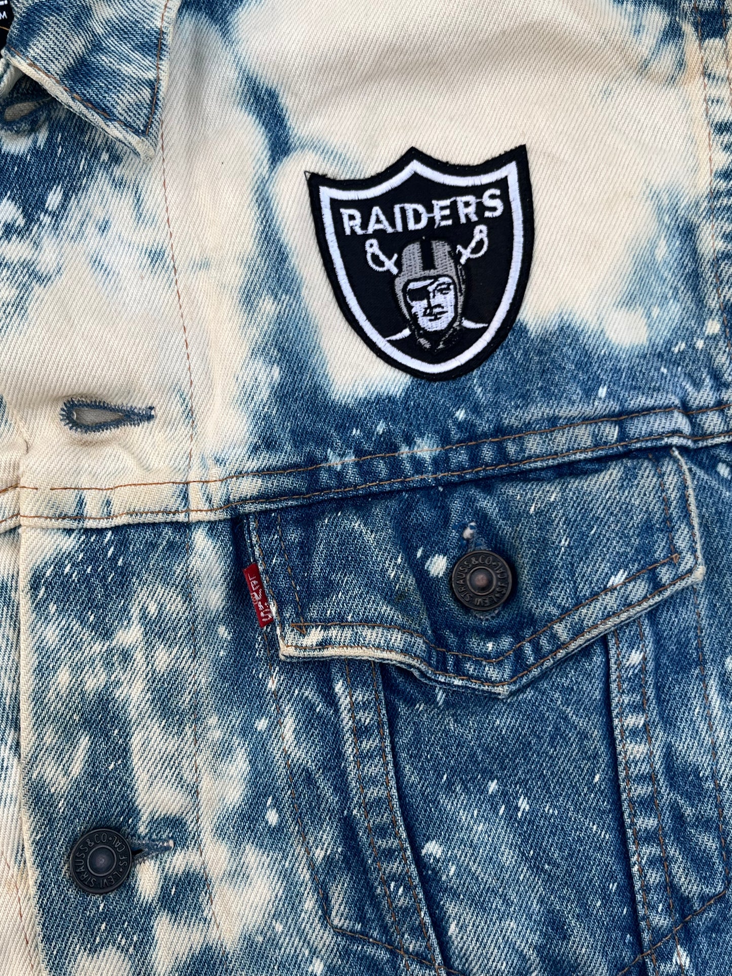 Vintage Custom Levi's NFL Raiders Denim Sleeveless Jacket (M)