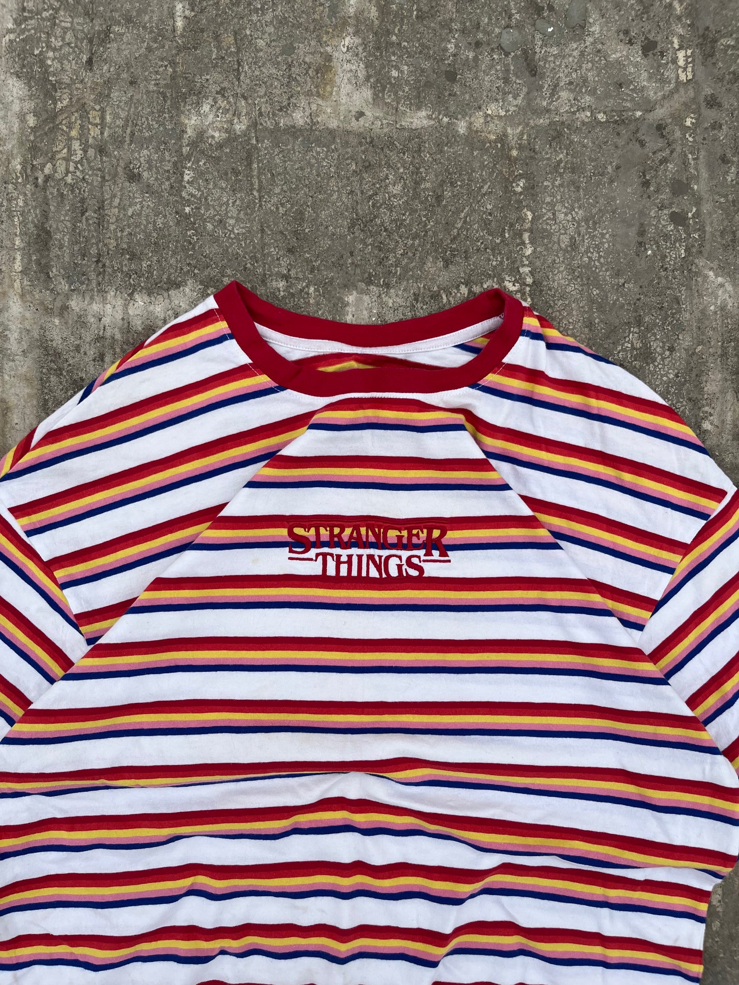 Stranger Things Tee (M) ( Rare Find )