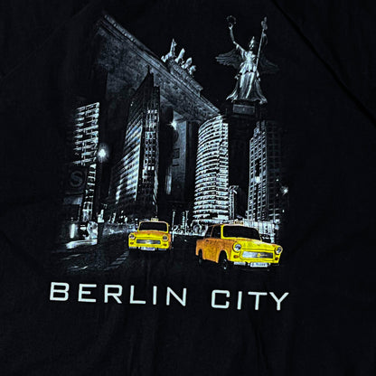Berlin City - Fruit of The Loom (M/L)