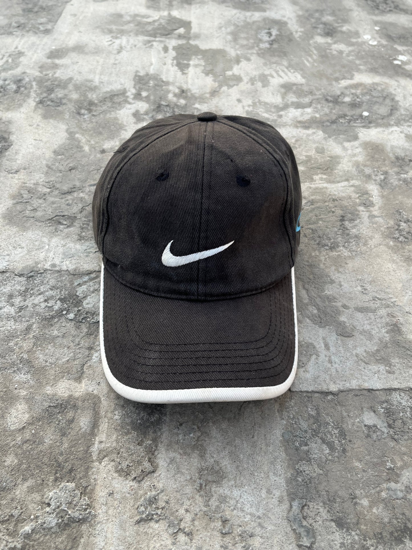 Vintage Nike Black and White Cap