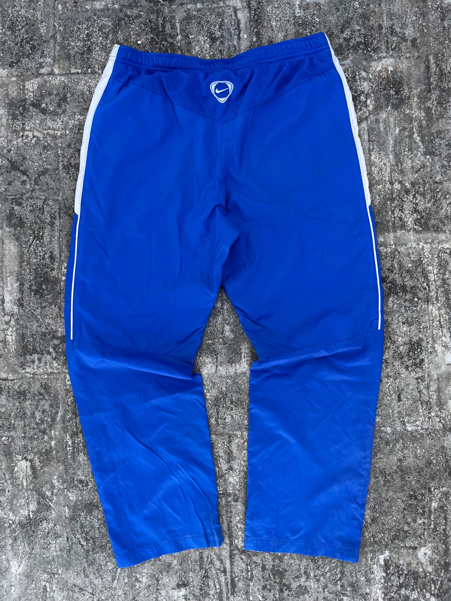 Vintage Nike Blue Trackpants (M)