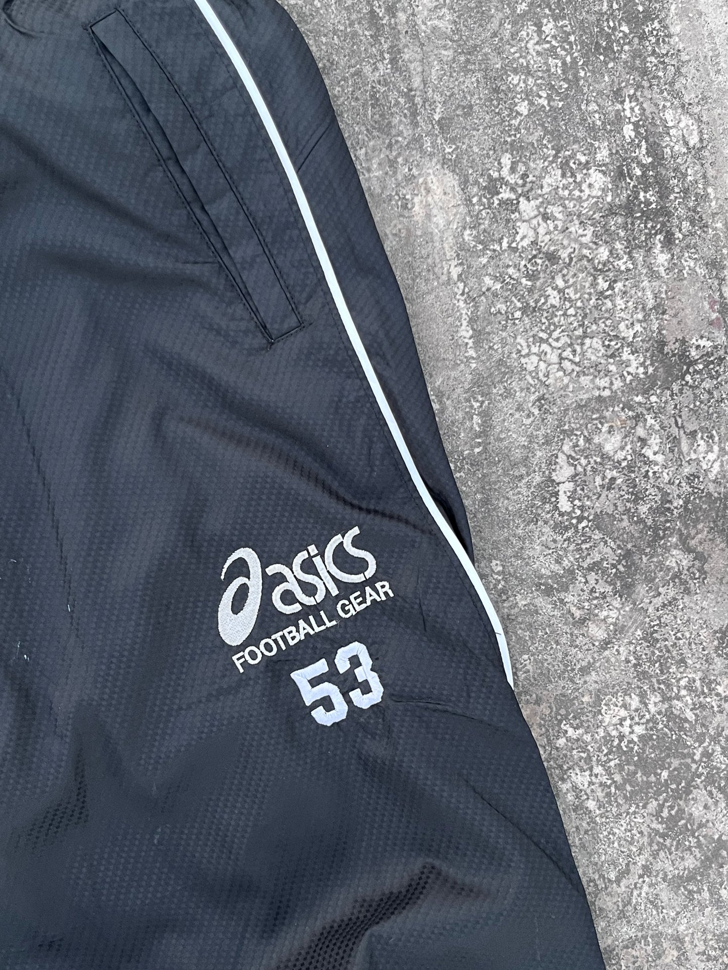 Vintage Asics-53 Black Trackpants (L)