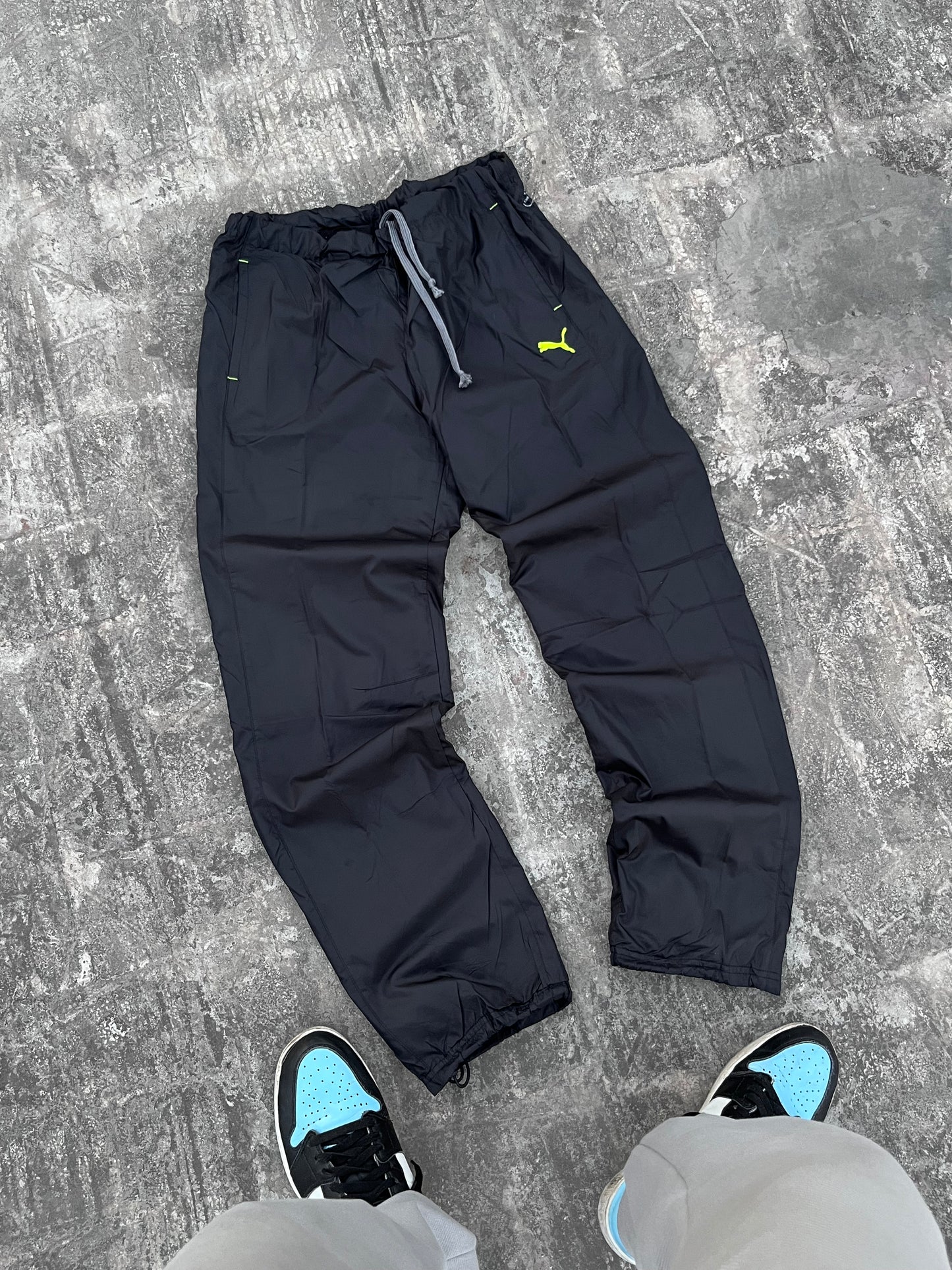 Puma Black-Green Trackpants (M)